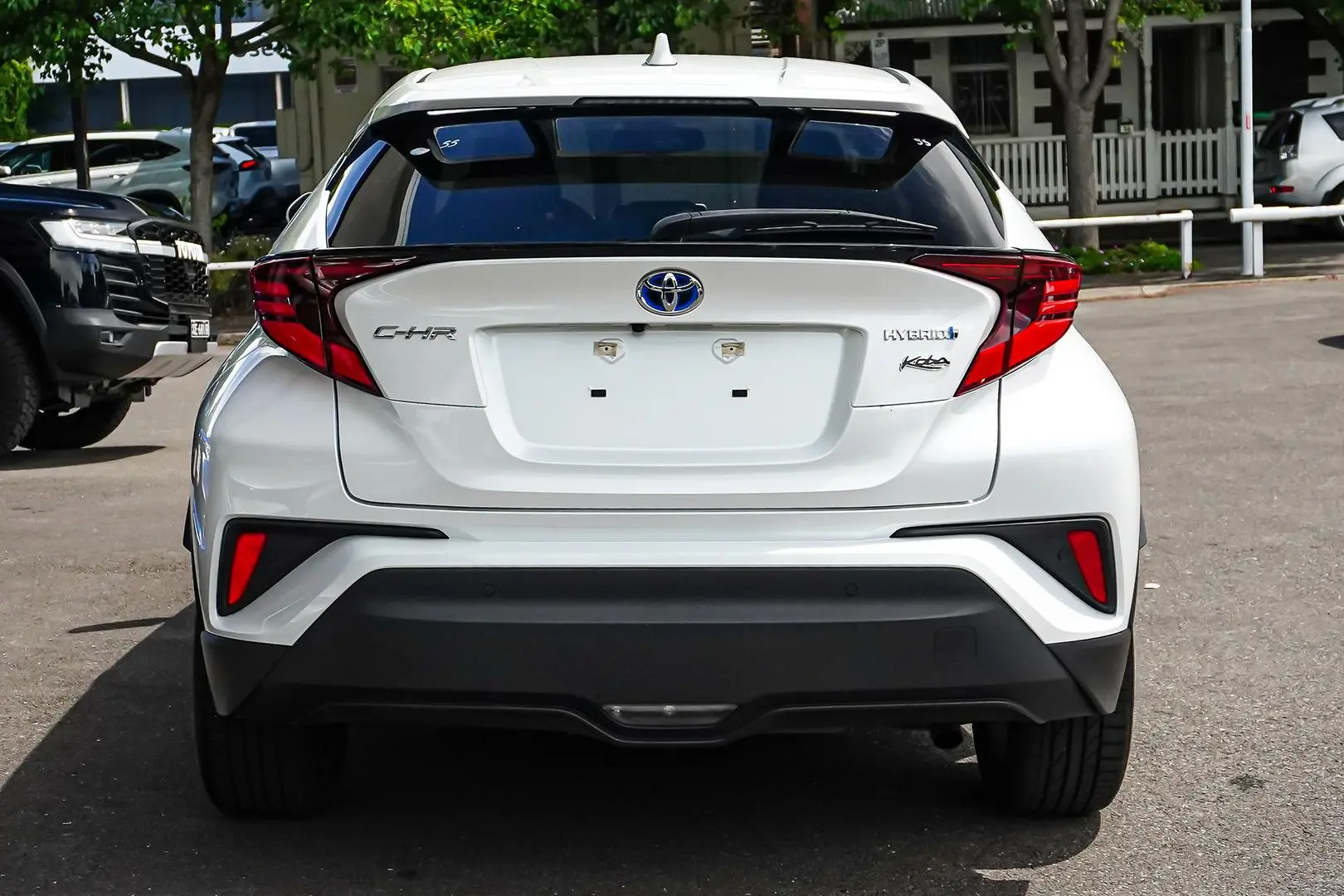 2023 Toyota C-HR Gallery Image 6