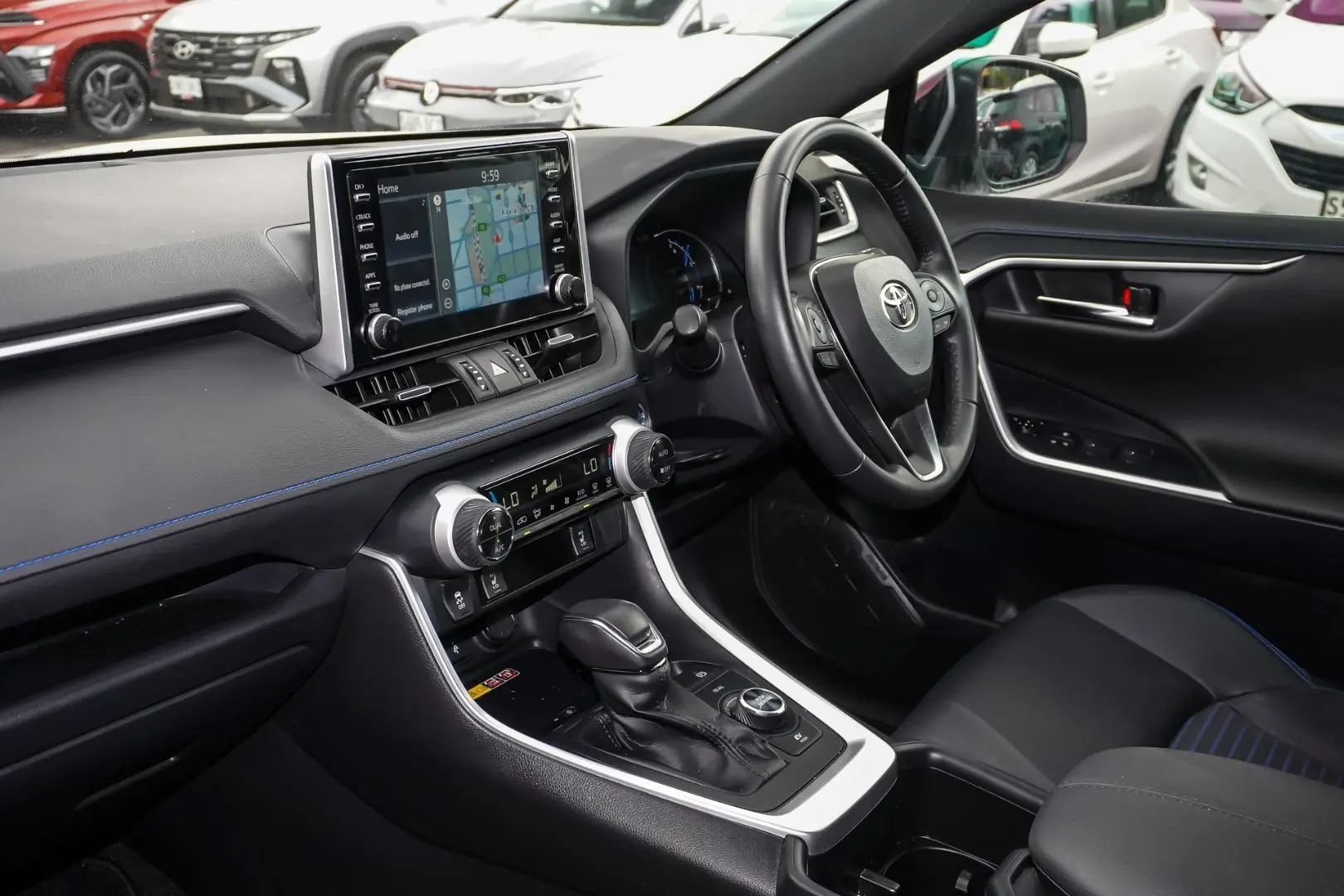 2022 Toyota RAV4 Gallery Image 11