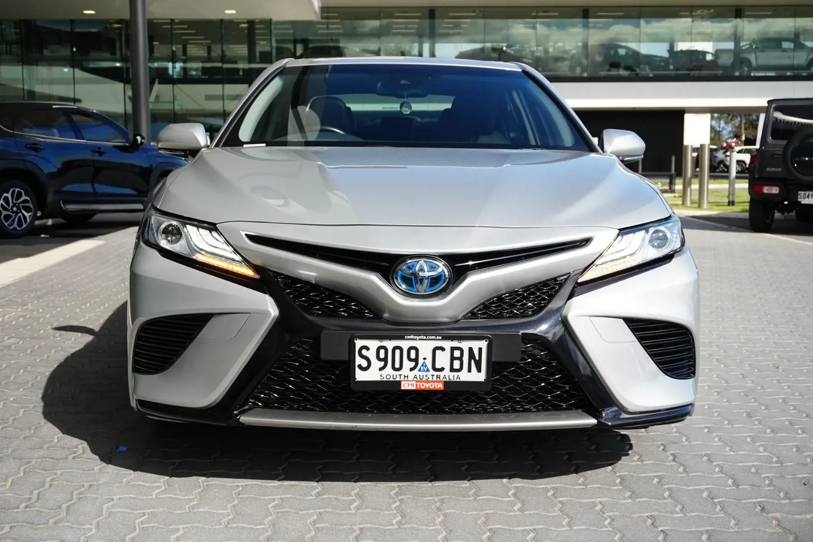 2019 Toyota Camry Gallery Image 5