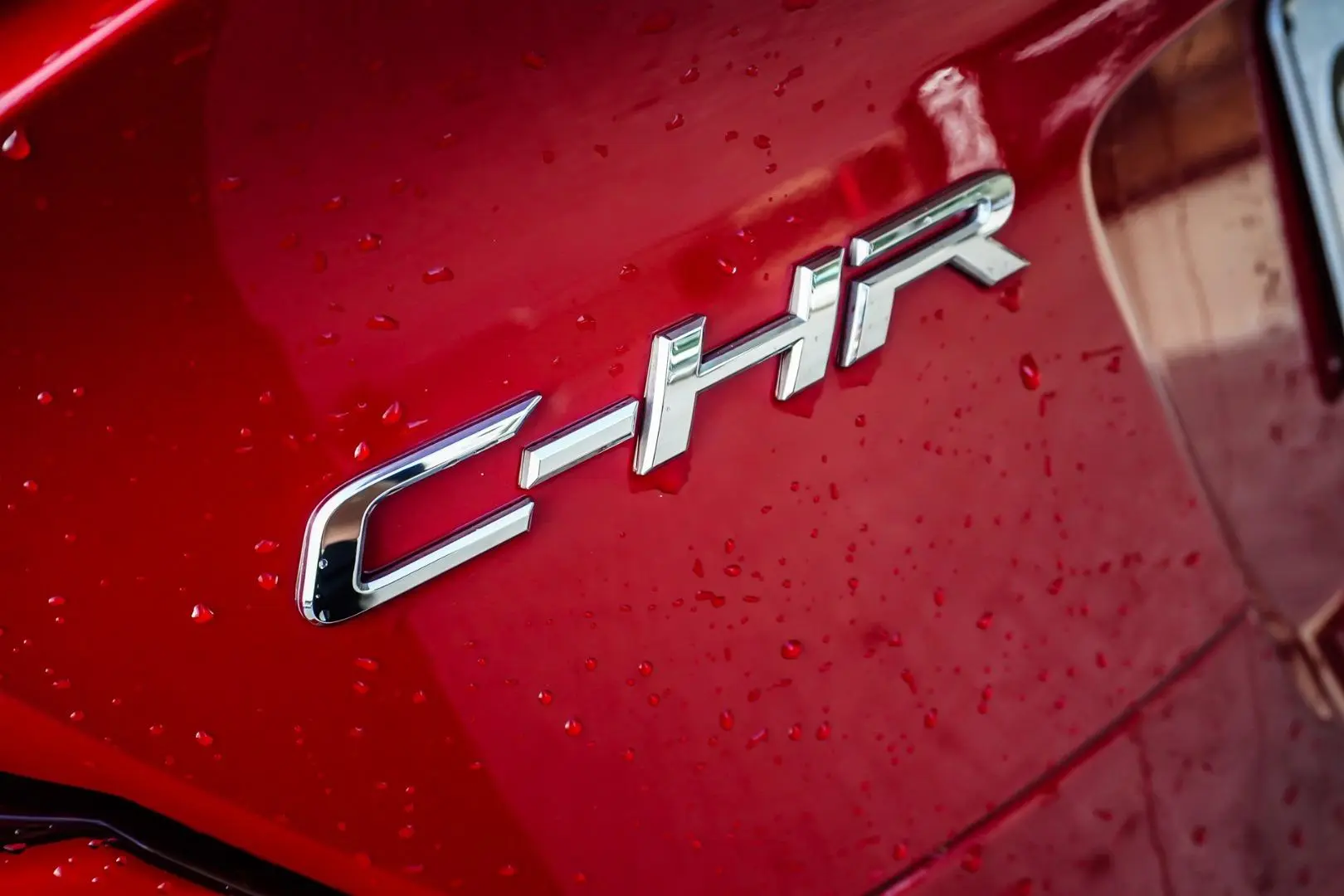 2020 Toyota C-HR Gallery Image 16