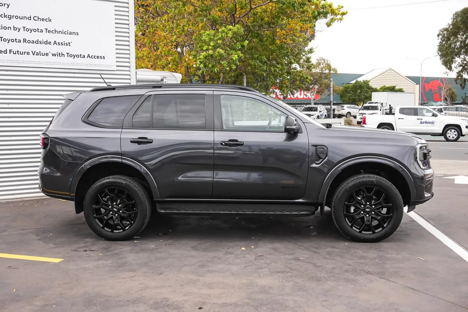 2023 Ford Everest Gallery Image 4