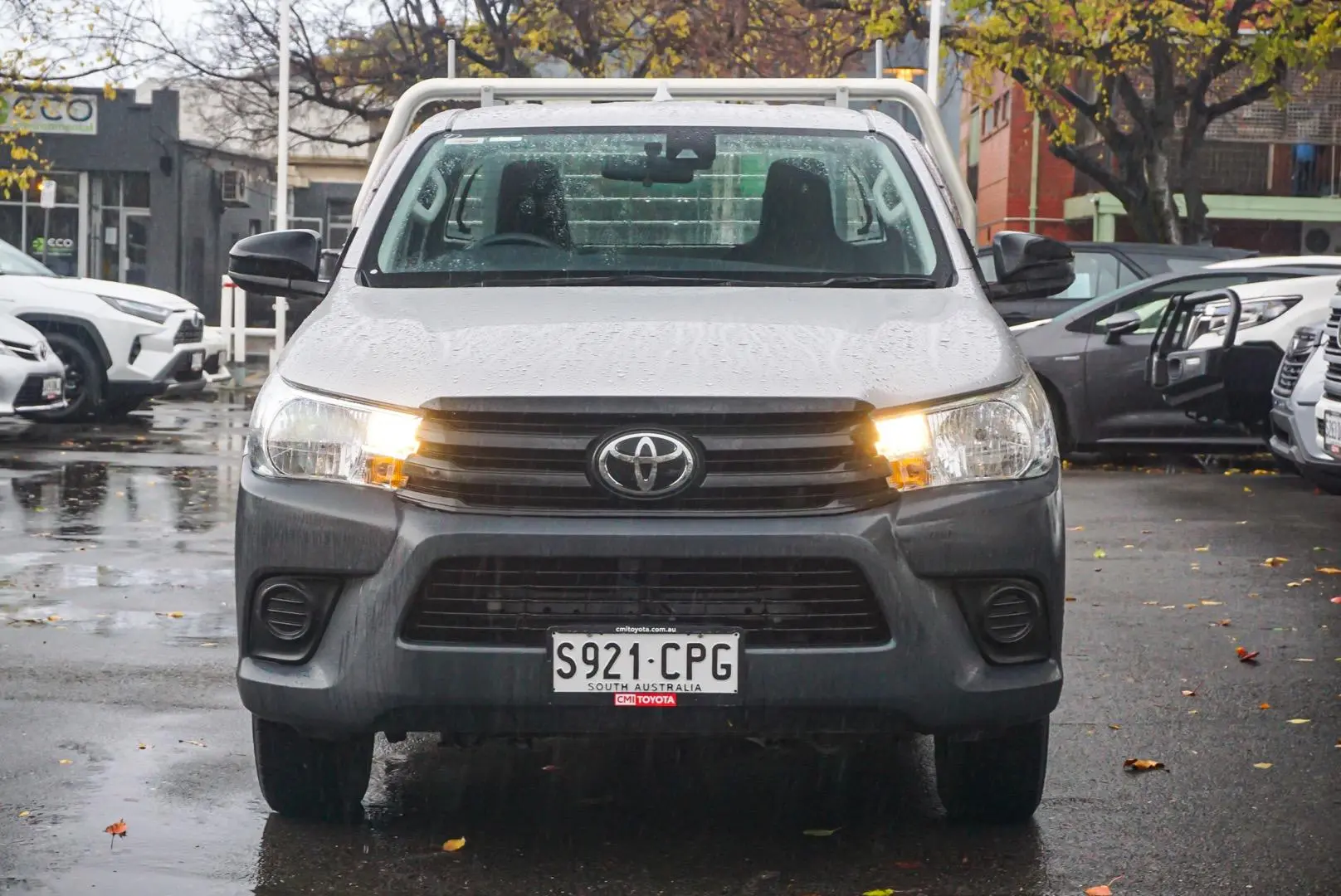 2022 Toyota Hilux Gallery Image 5