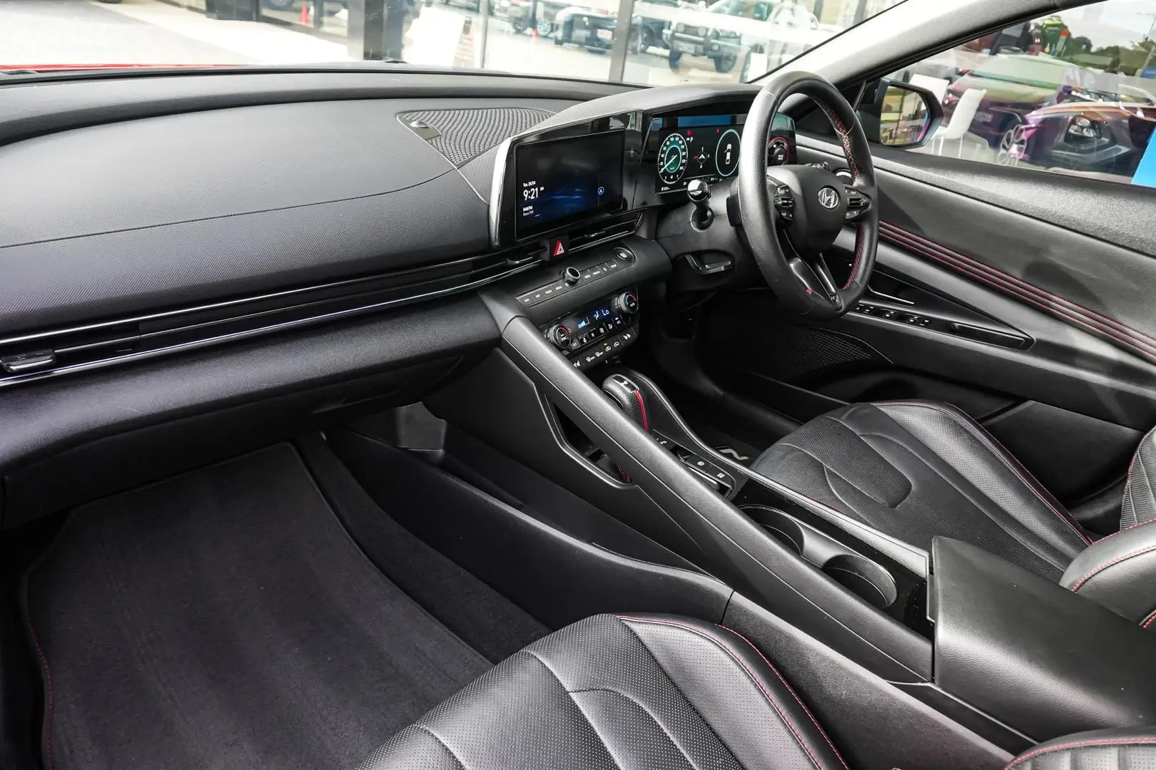 2021 Hyundai i30 Gallery Image 10