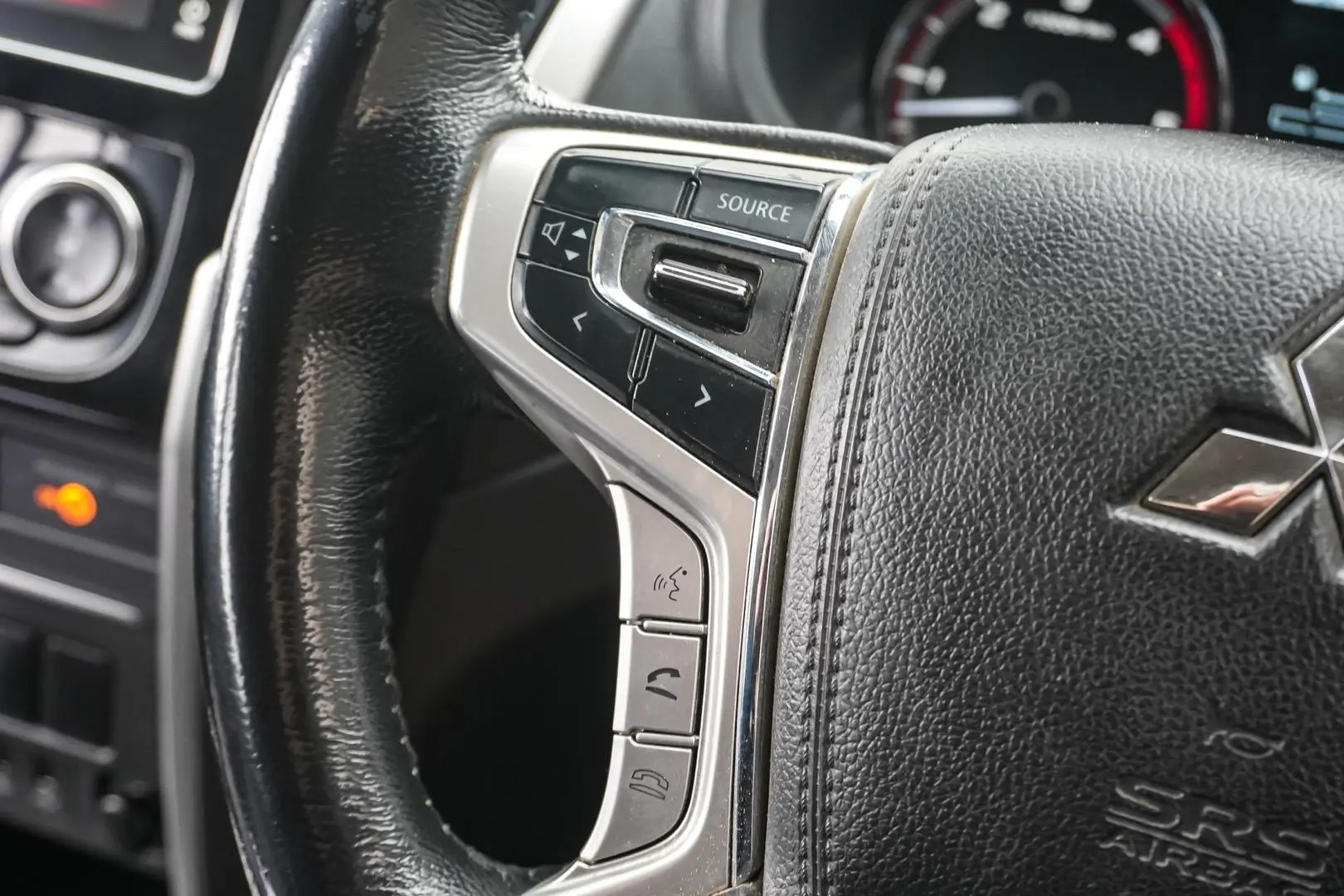 2021 Mitsubishi Triton Gallery Image 18