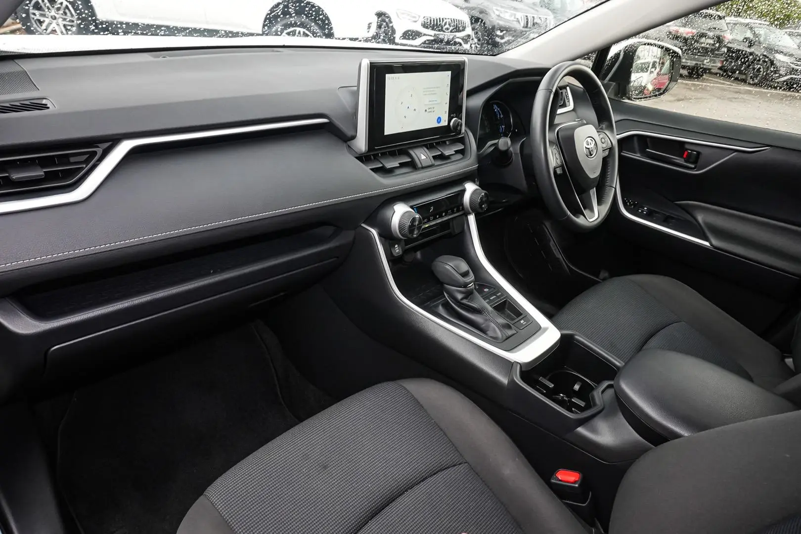2024 Toyota RAV4 Gallery Image 10