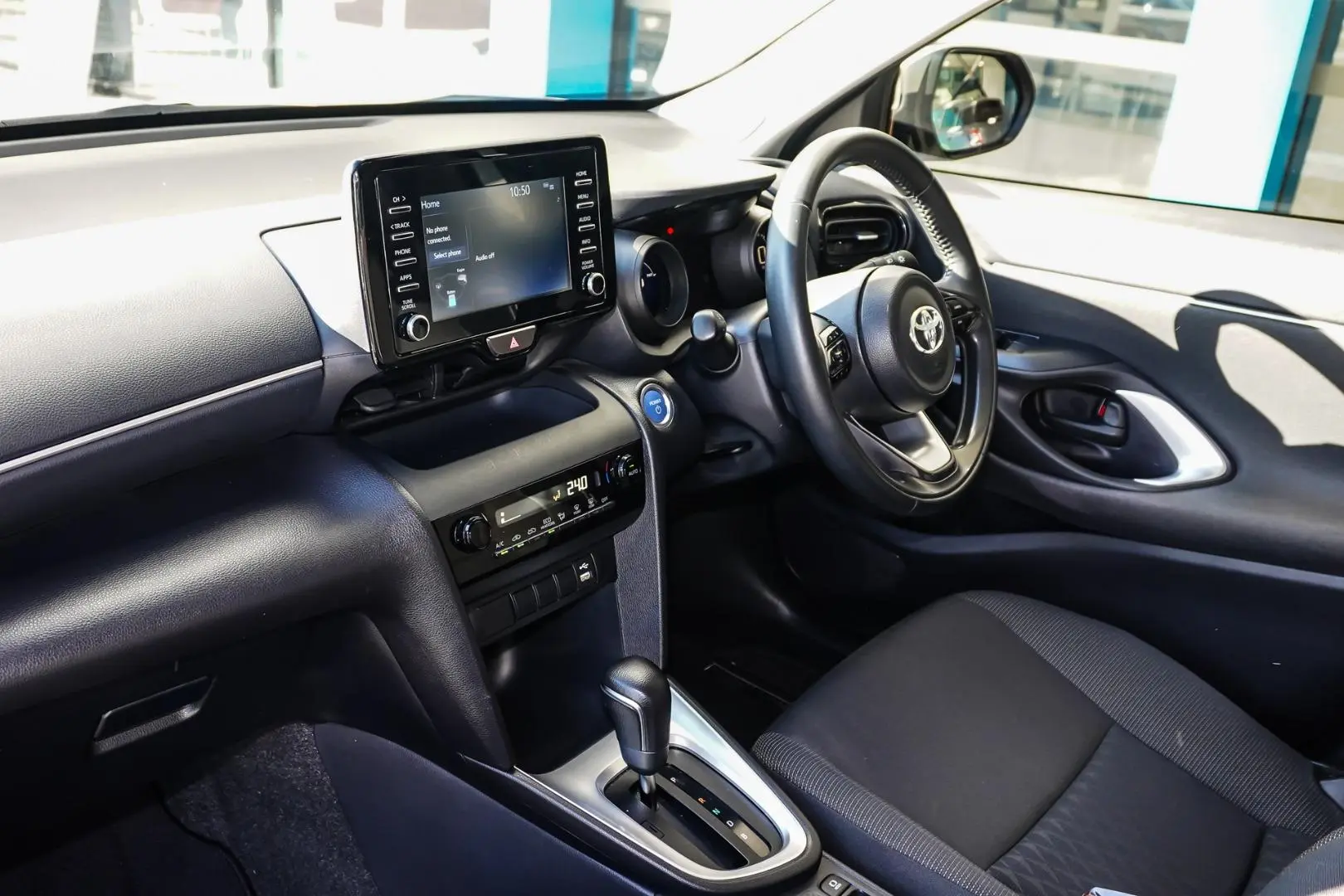 2021 Toyota Yaris Cross Gallery Image 8