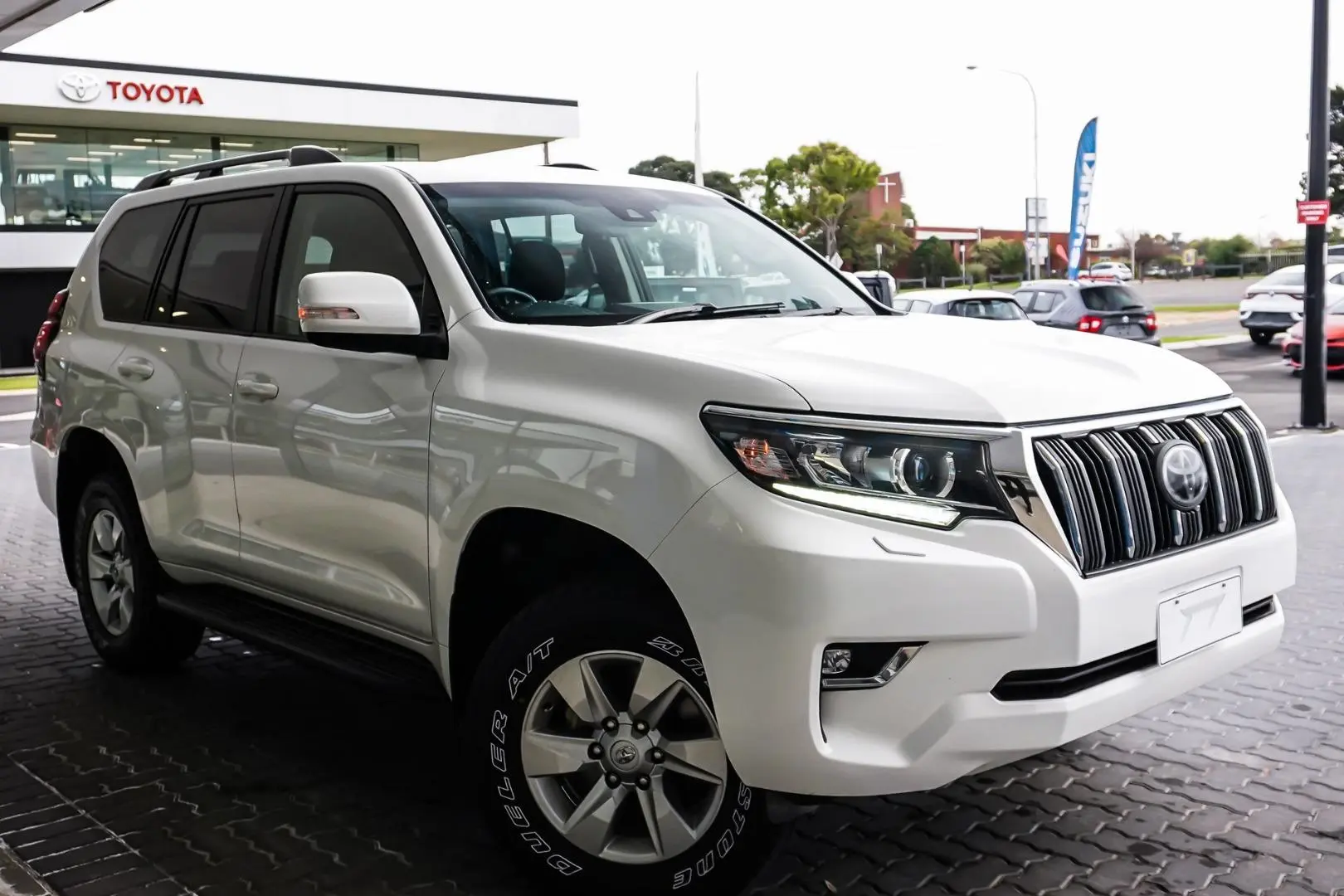 2021 Toyota Landcruiser Prado Gallery Image 1