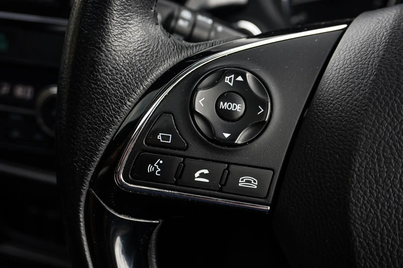 2017 Mitsubishi Outlander Gallery Image 19