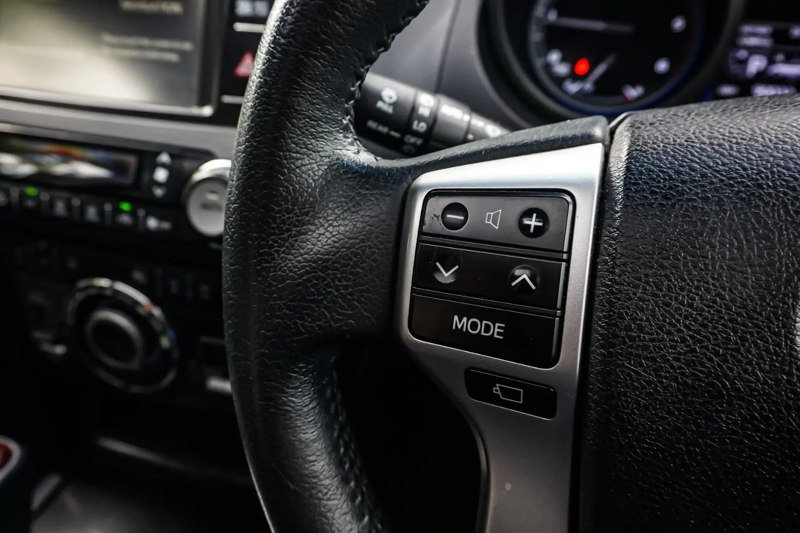 2016 Toyota Landcruiser Prado Gallery Image 22