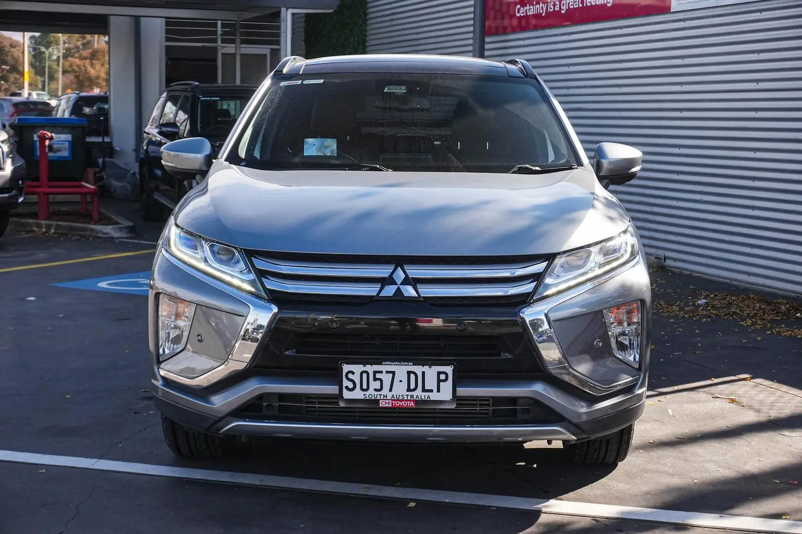 2019 Mitsubishi Eclipse Cross Gallery Image 5