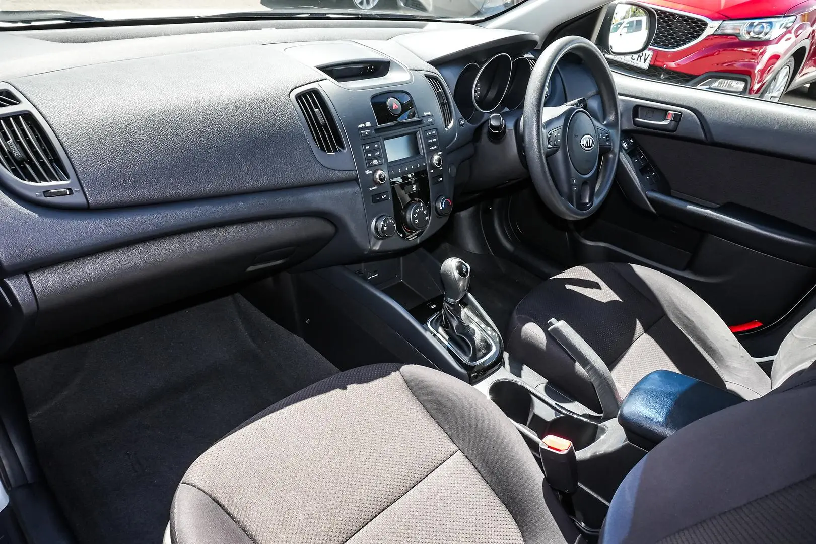 2010 Kia Cerato Gallery Image 9