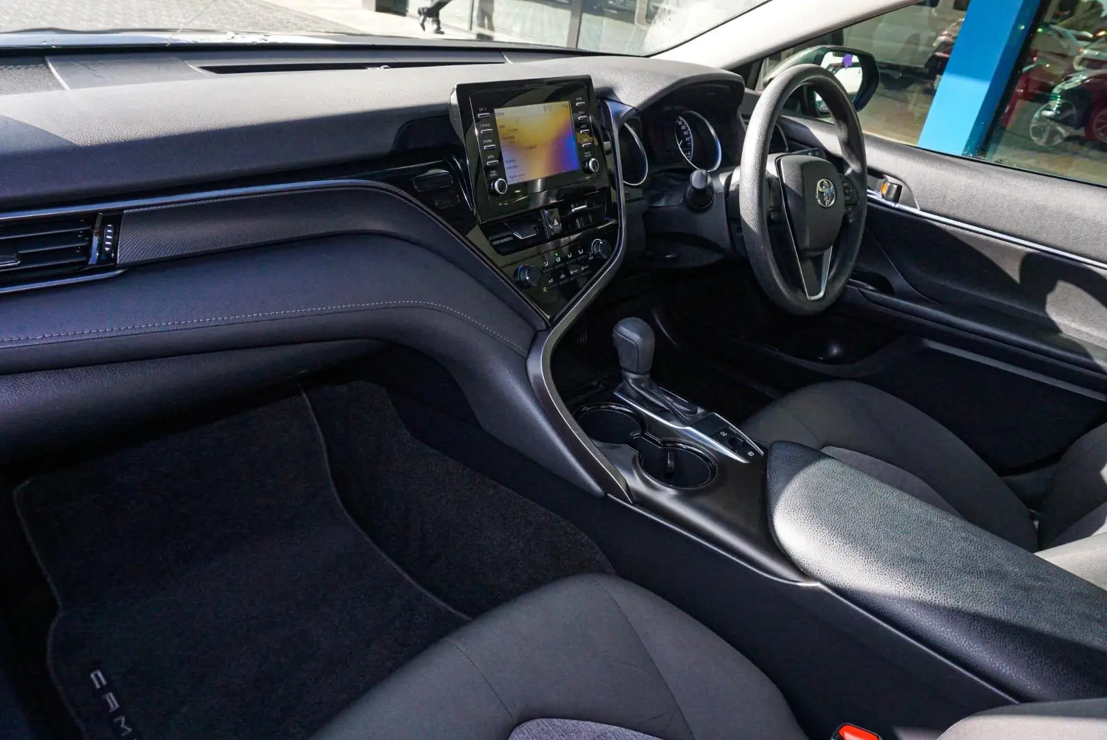 2021 Toyota Camry Gallery Image 10