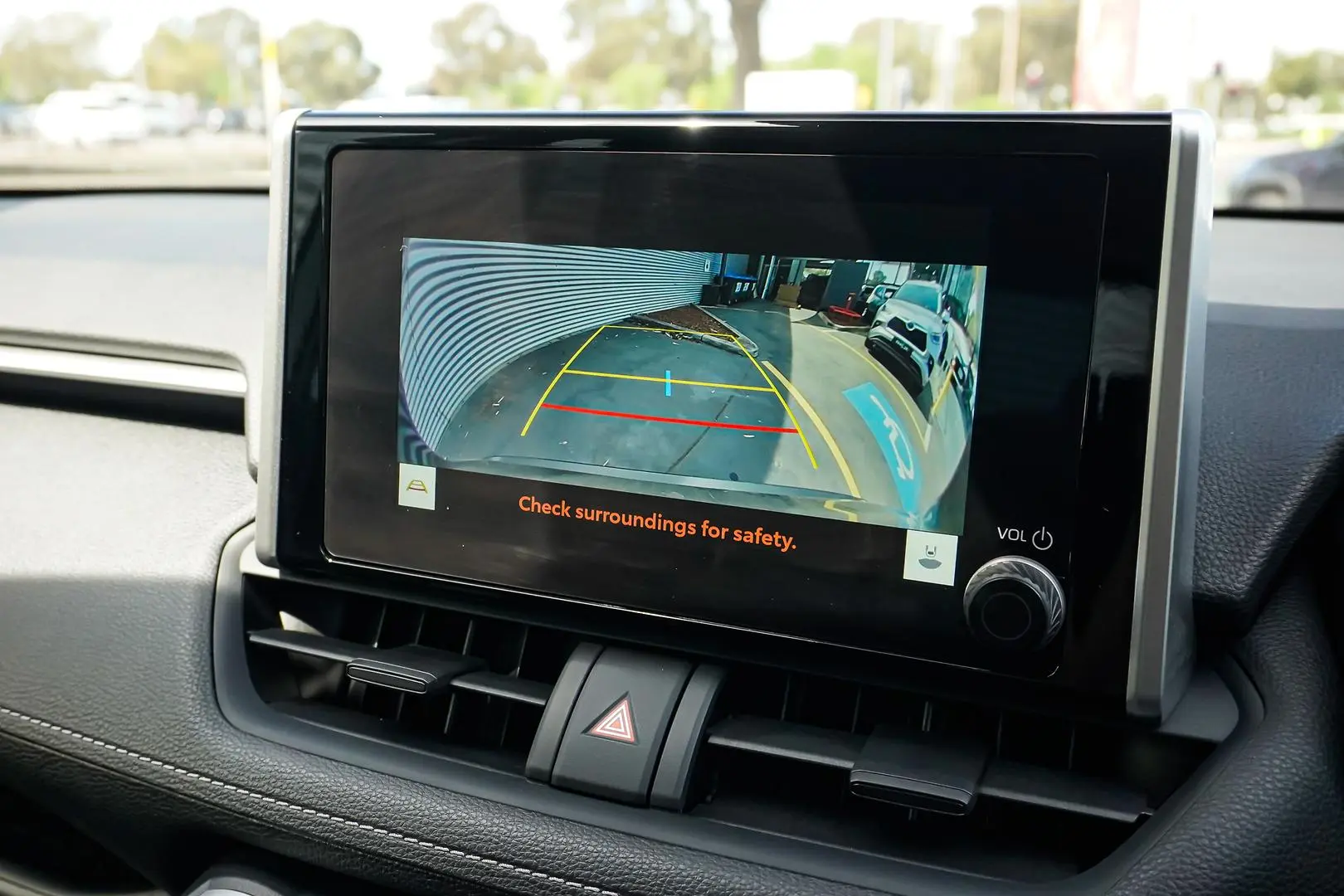 2025 Toyota RAV4 Gallery Image 23