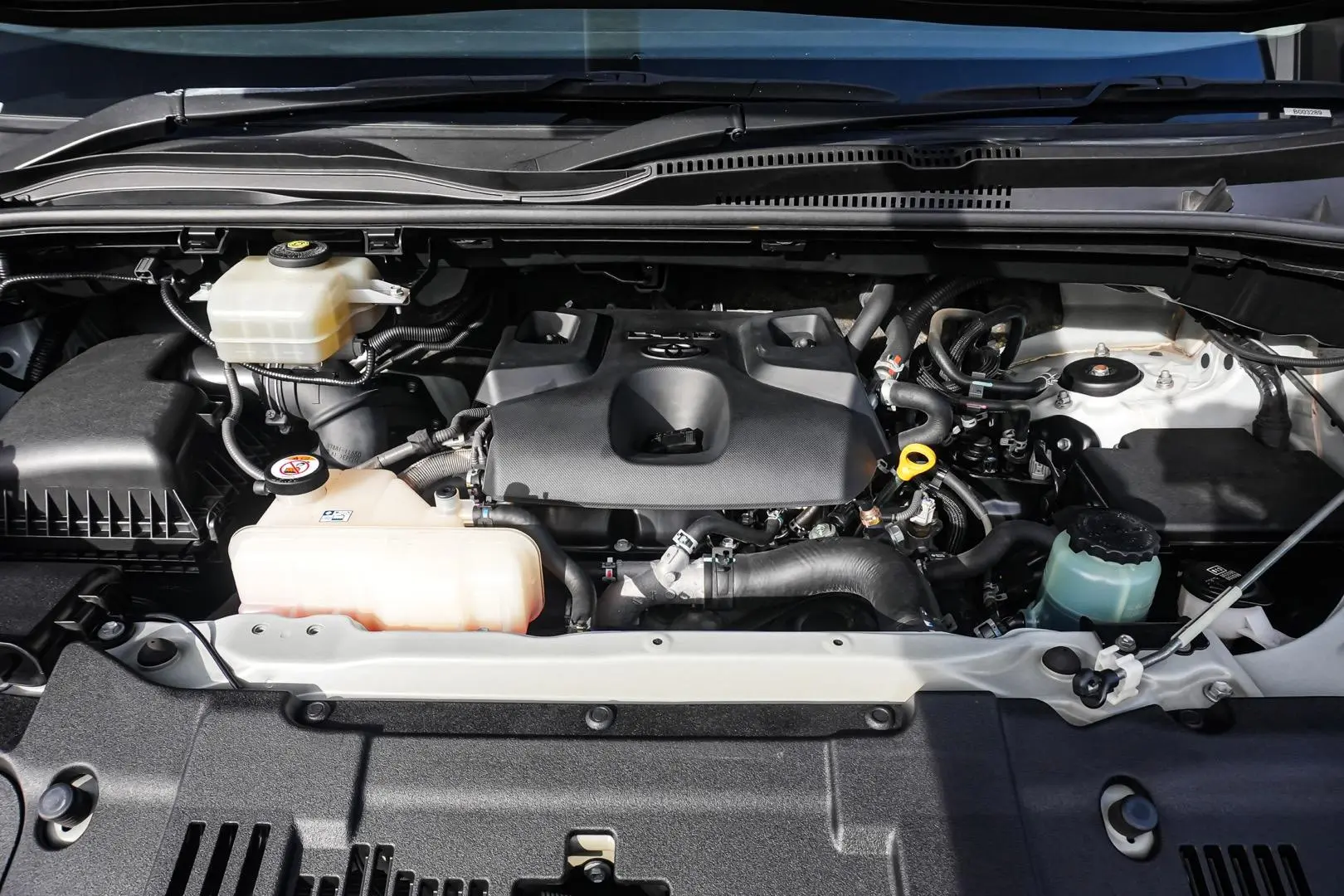 2019 Toyota Hiace Gallery Image 31
