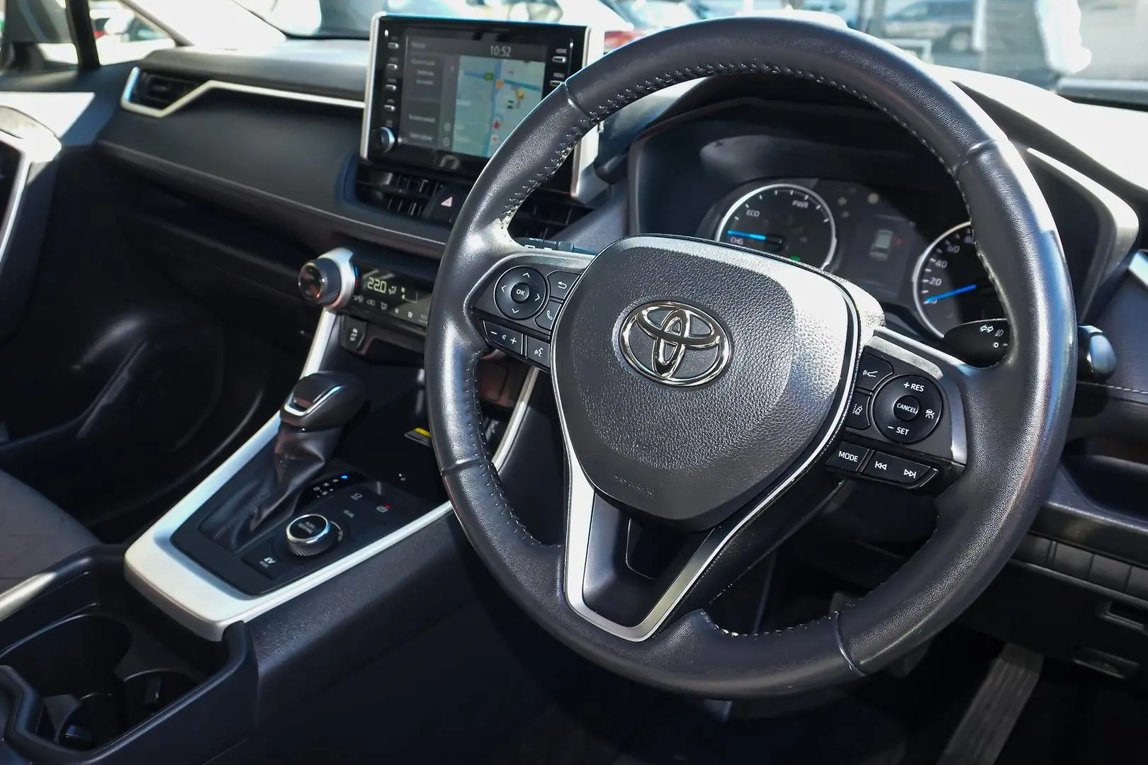 2021 Toyota RAV4 Gallery Image 7