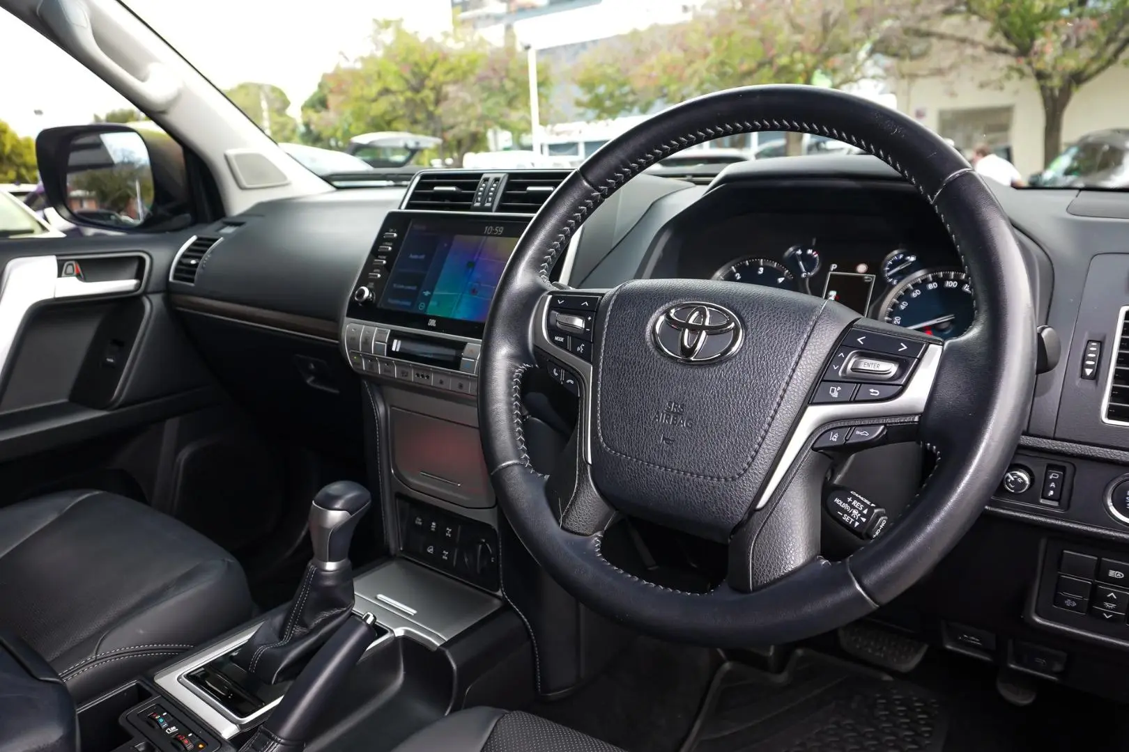 2022 Toyota Landcruiser Prado Gallery Image 6