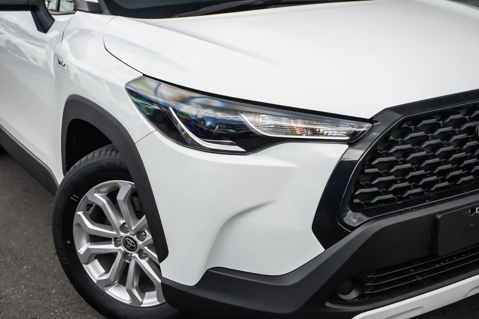 2025 Toyota Corolla Cross Gallery Image 13
