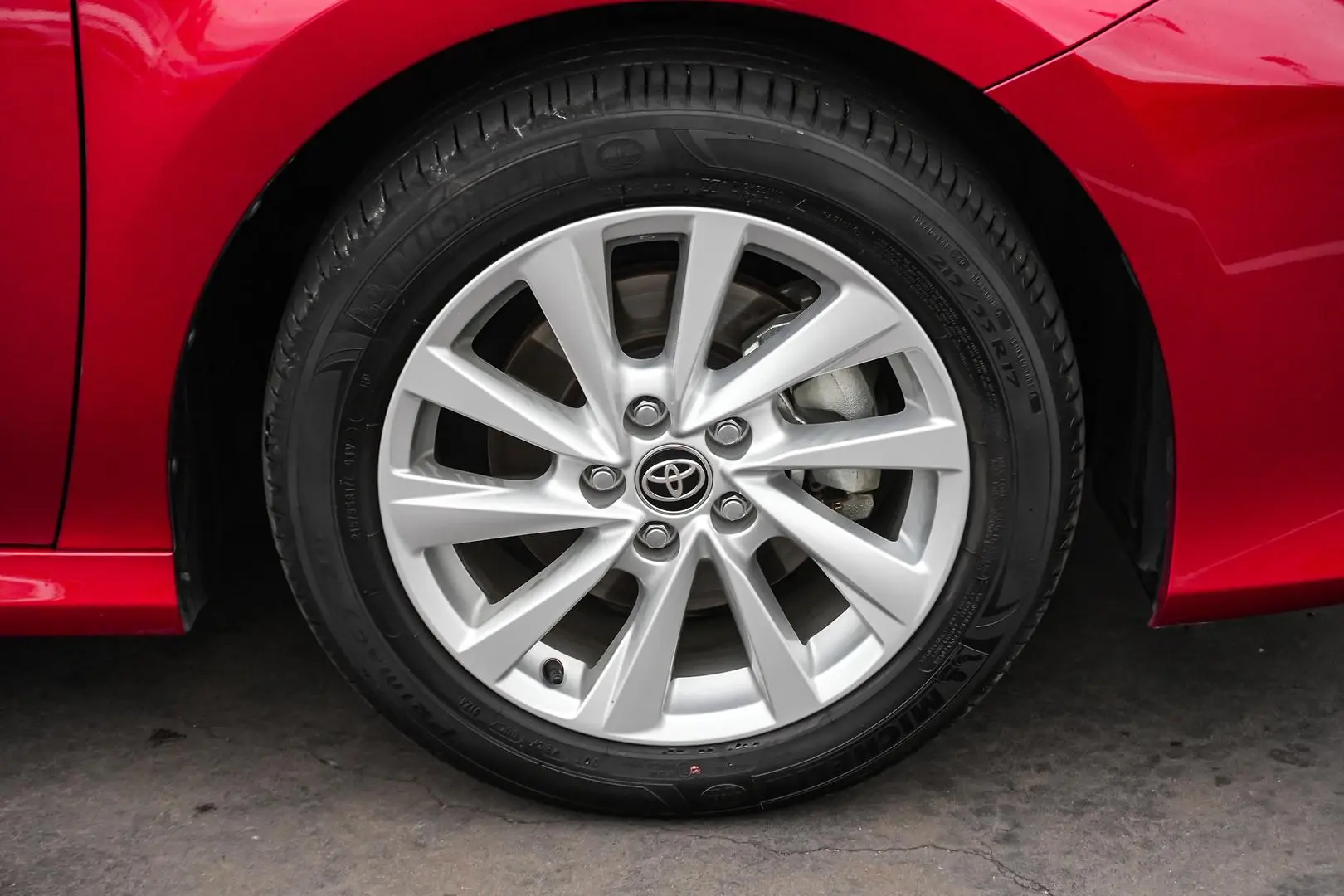 2024 Toyota Camry Gallery Image 10