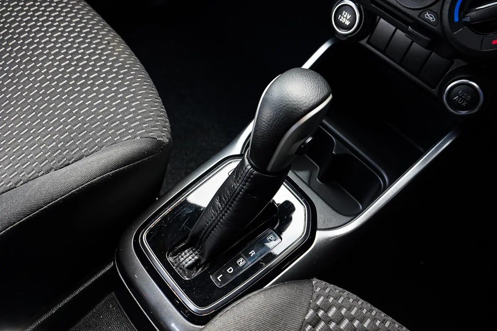 2022 Suzuki Ignis Gallery Image 18