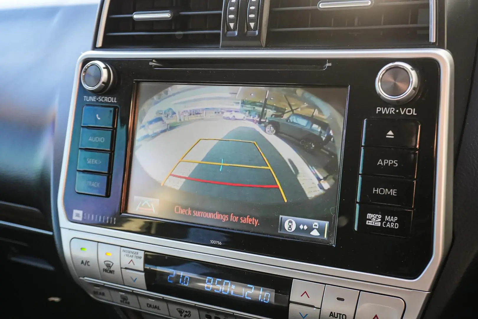 2020 Toyota Landcruiser Prado Gallery Image 22