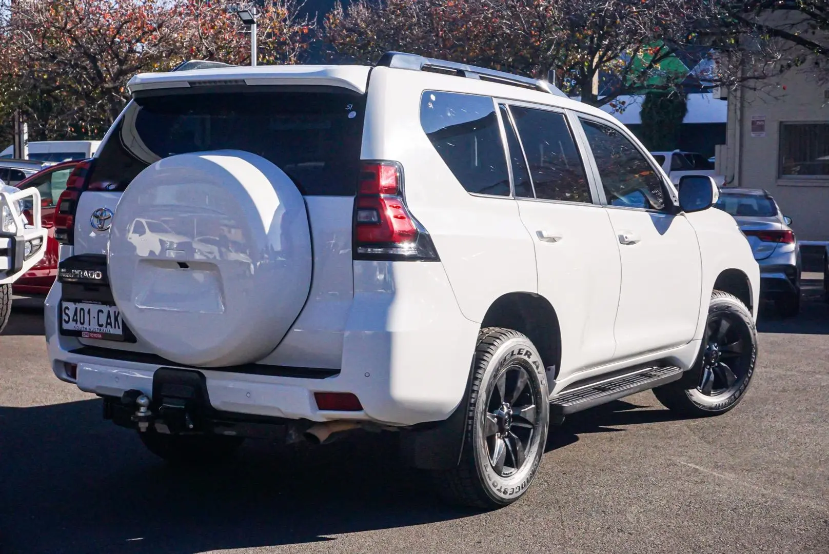 2019 Toyota Landcruiser Prado Gallery Image 3