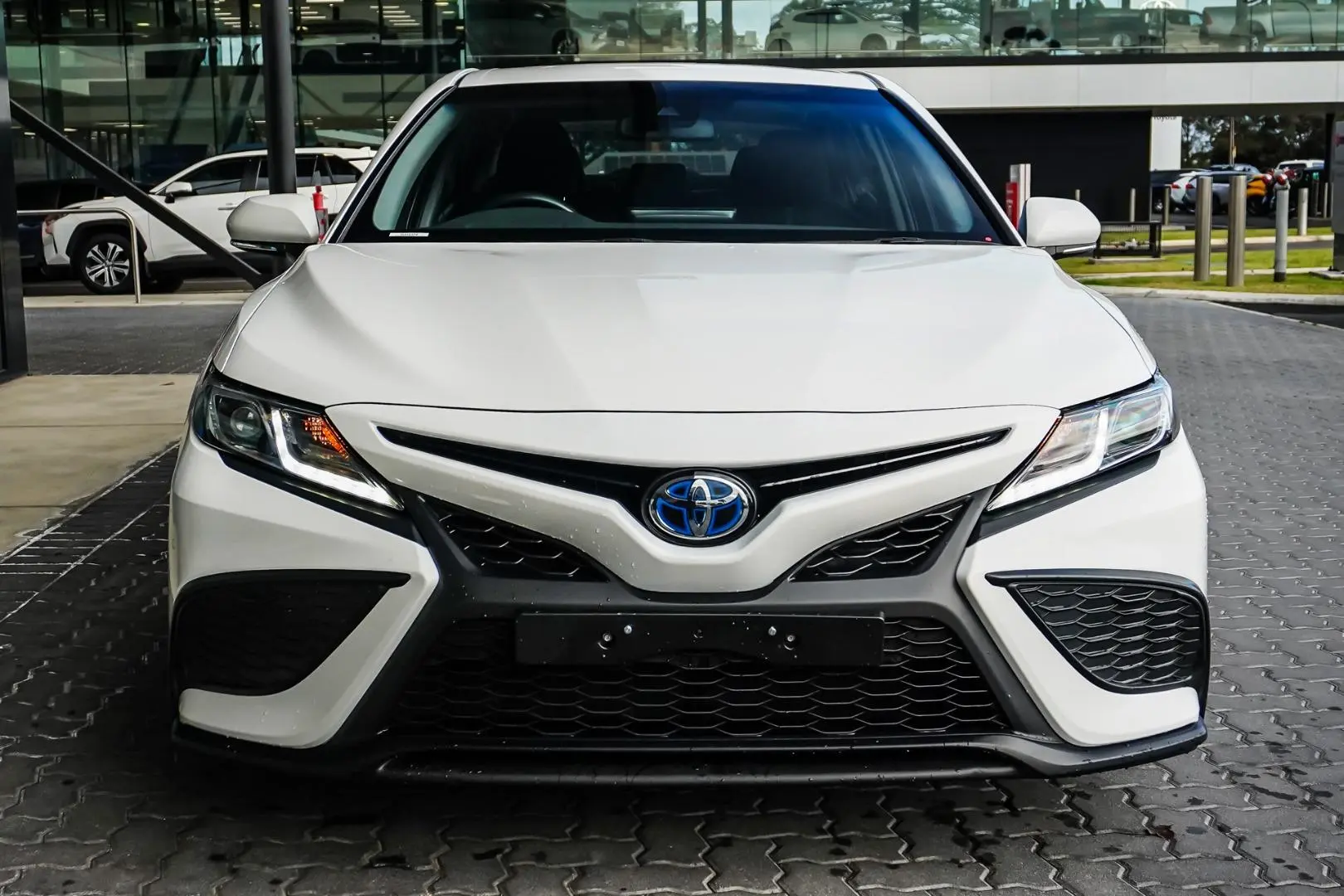 2021 Toyota Camry Gallery Image 4