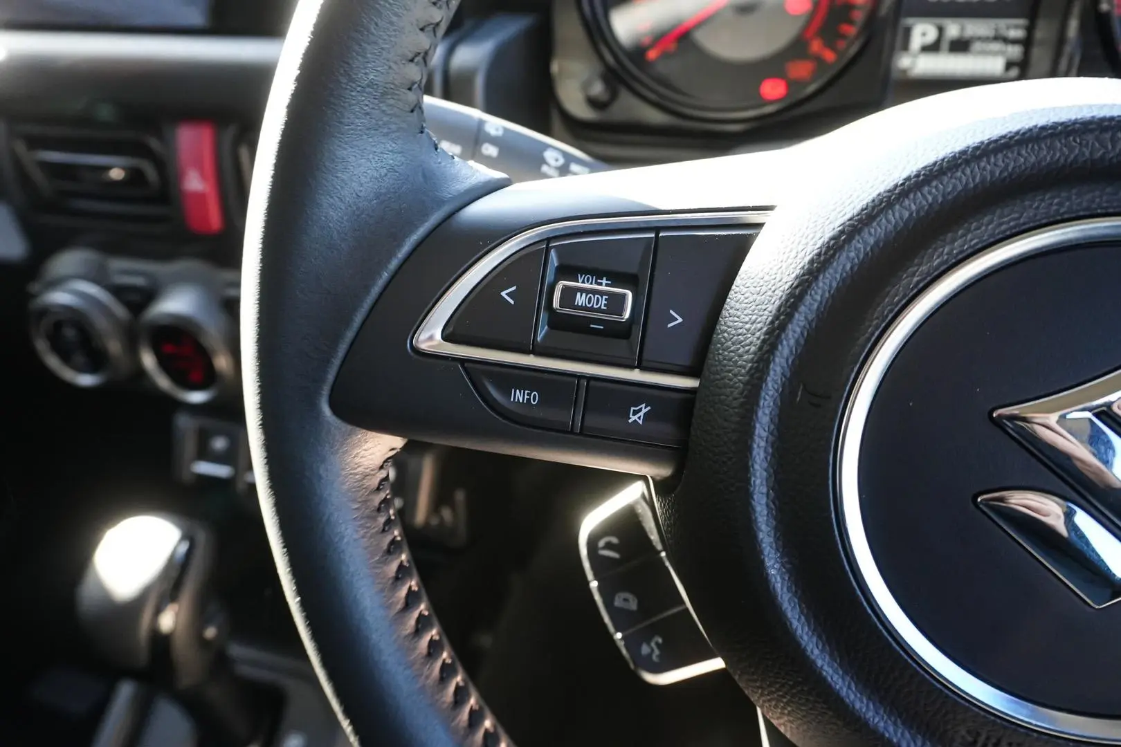 2024 Suzuki Jimny Gallery Image 18