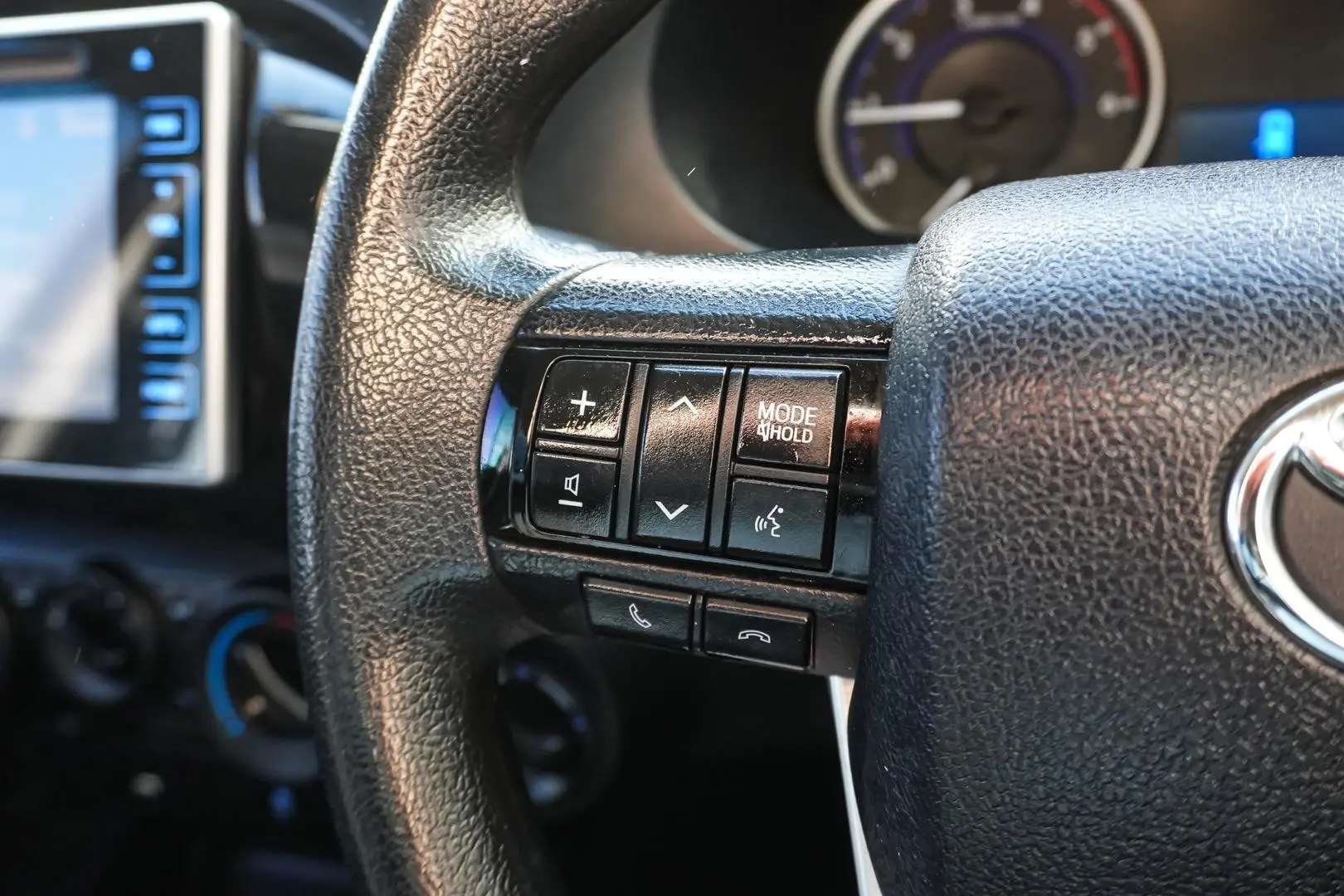 2018 Toyota Hilux Gallery Image 19