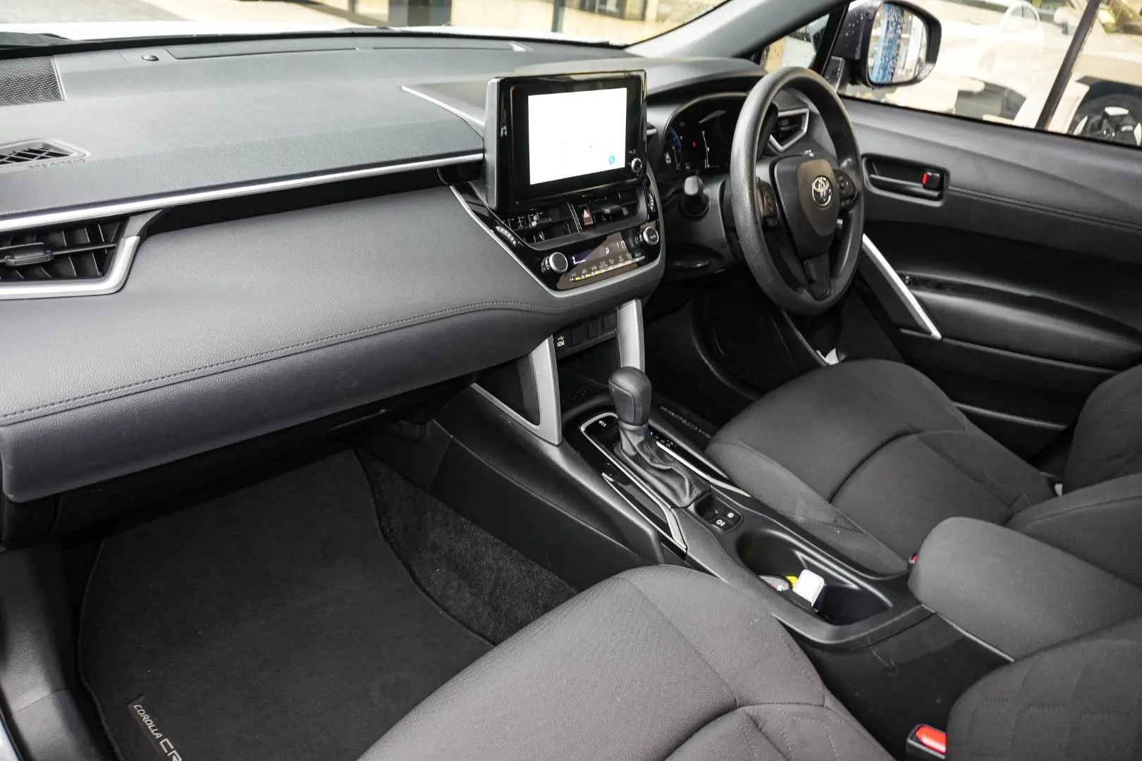 2023 Toyota Corolla Cross Gallery Image 11