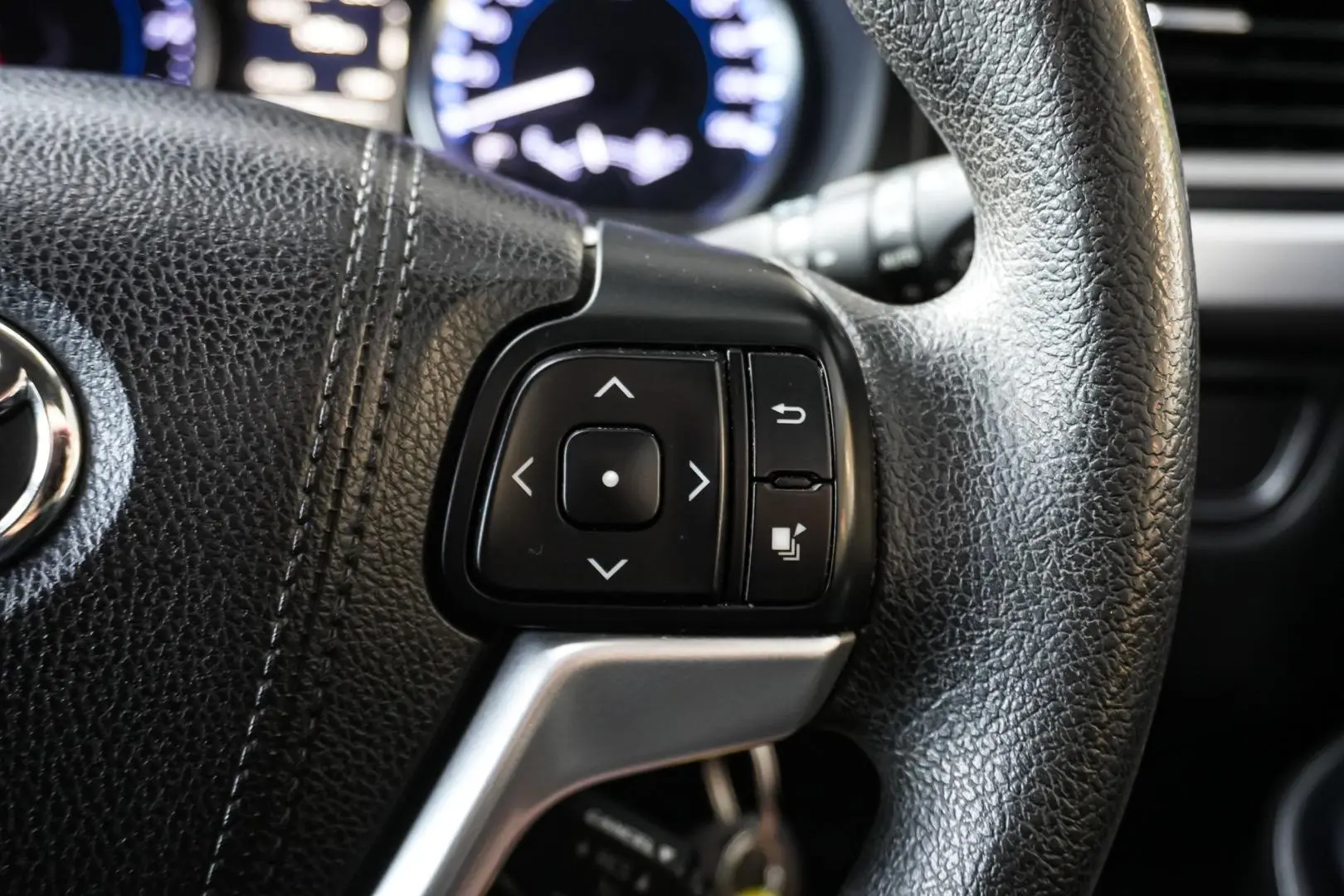 2016 Toyota Kluger Gallery Image 21