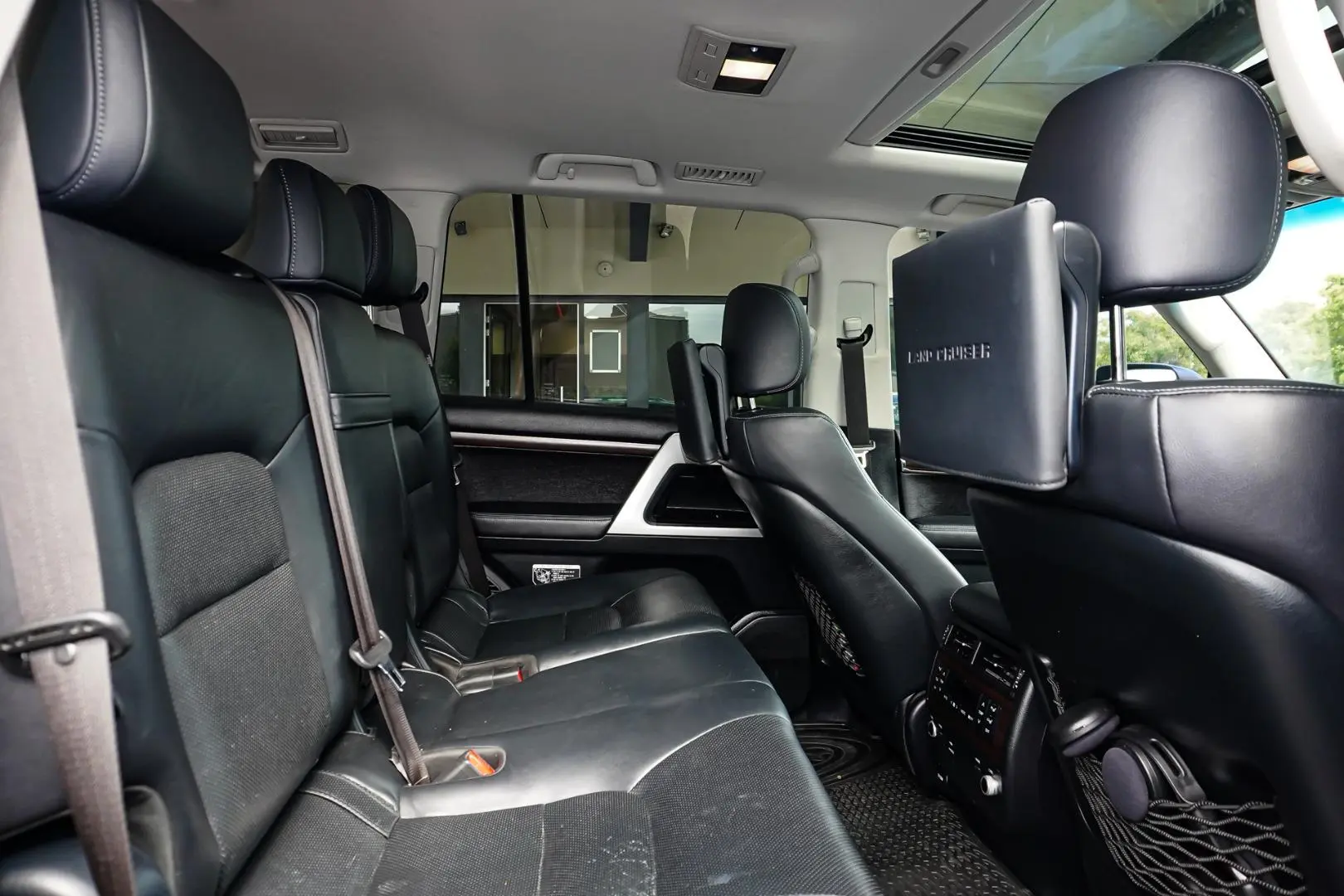 2018 Toyota Landcruiser Gallery Image 6