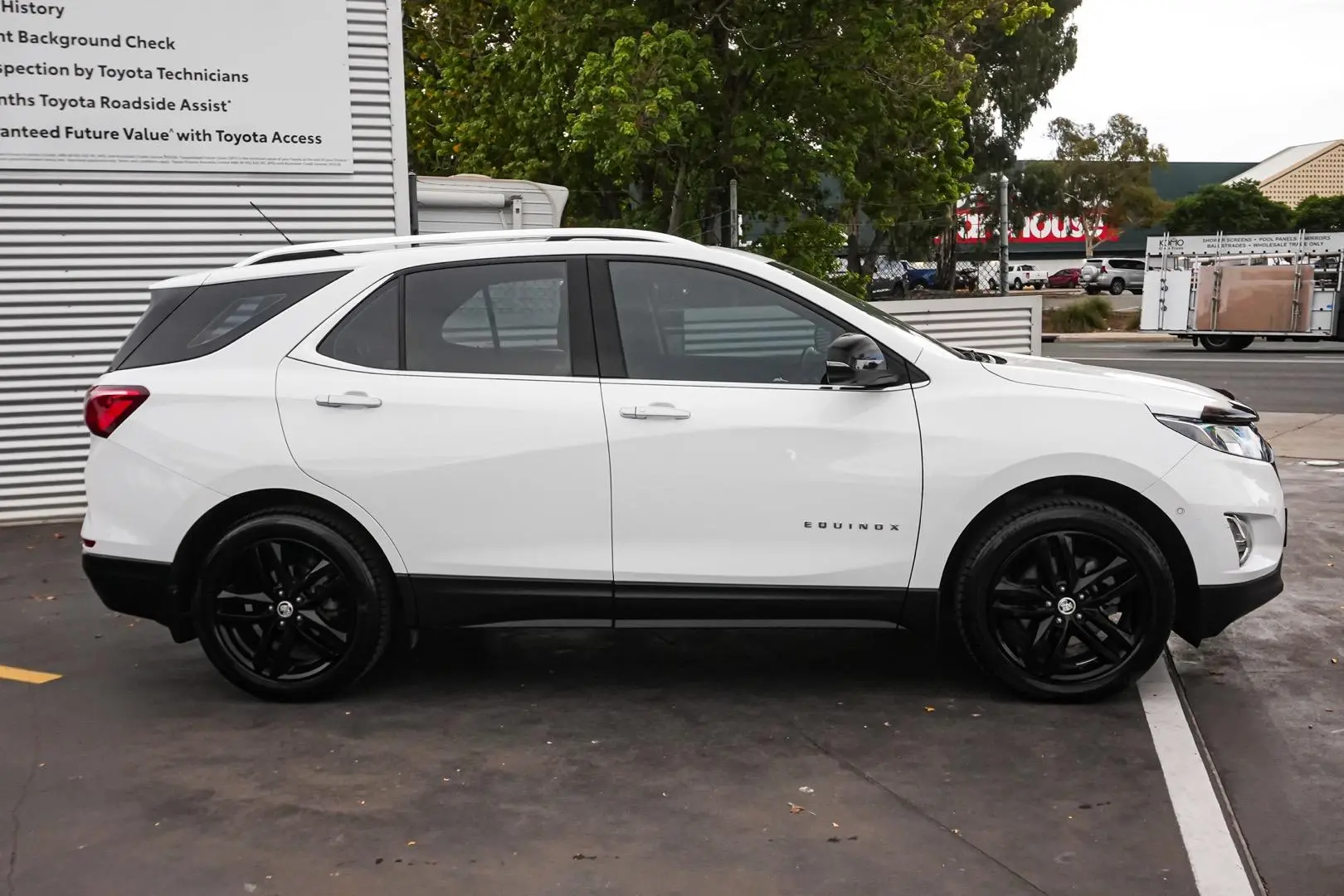 2019 Holden Equinox Gallery Image 4