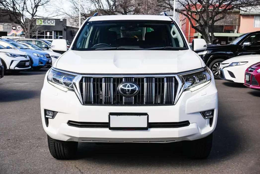 2021 Toyota Landcruiser Prado Gallery Image 5