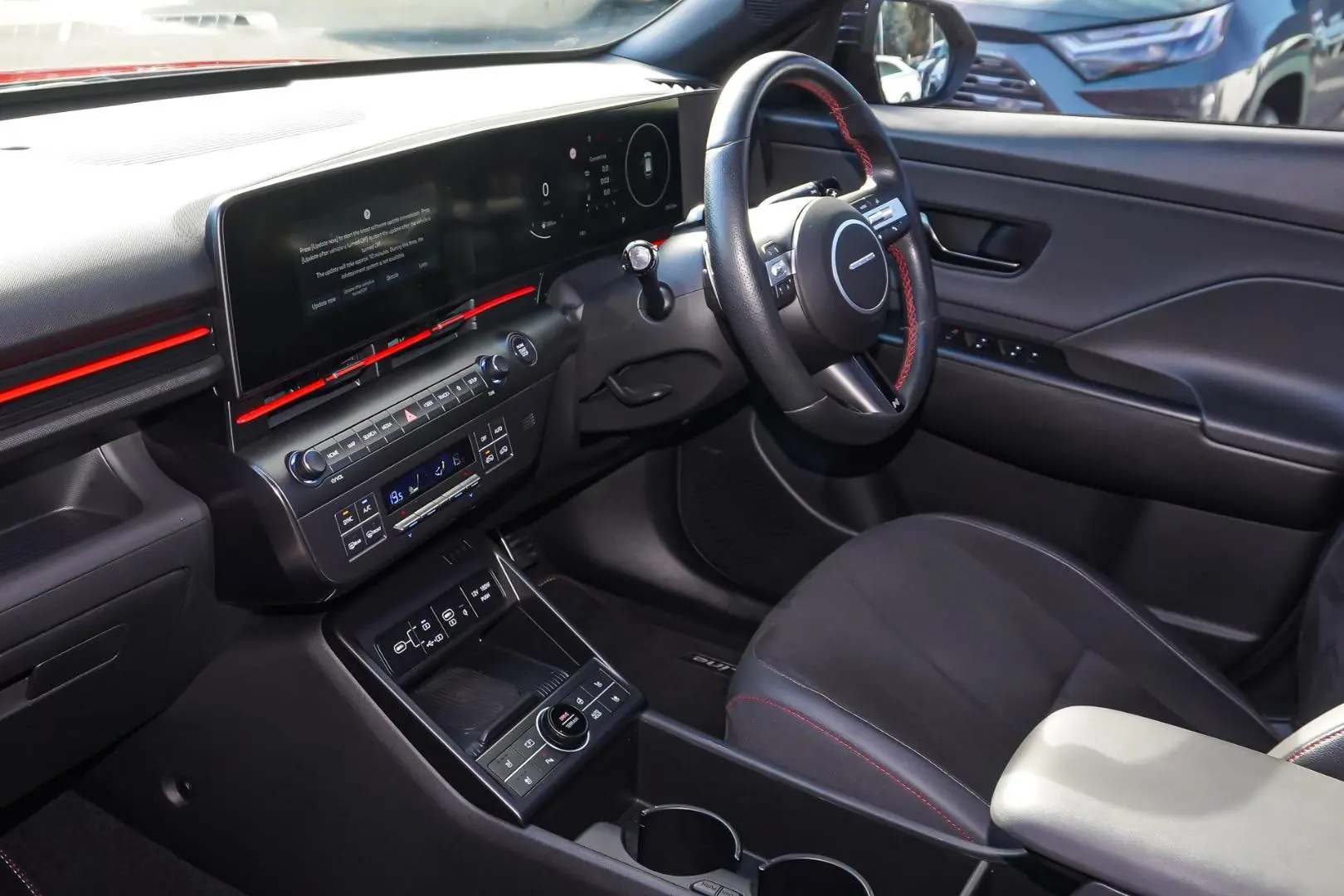 2023 Hyundai Kona Gallery Image 11