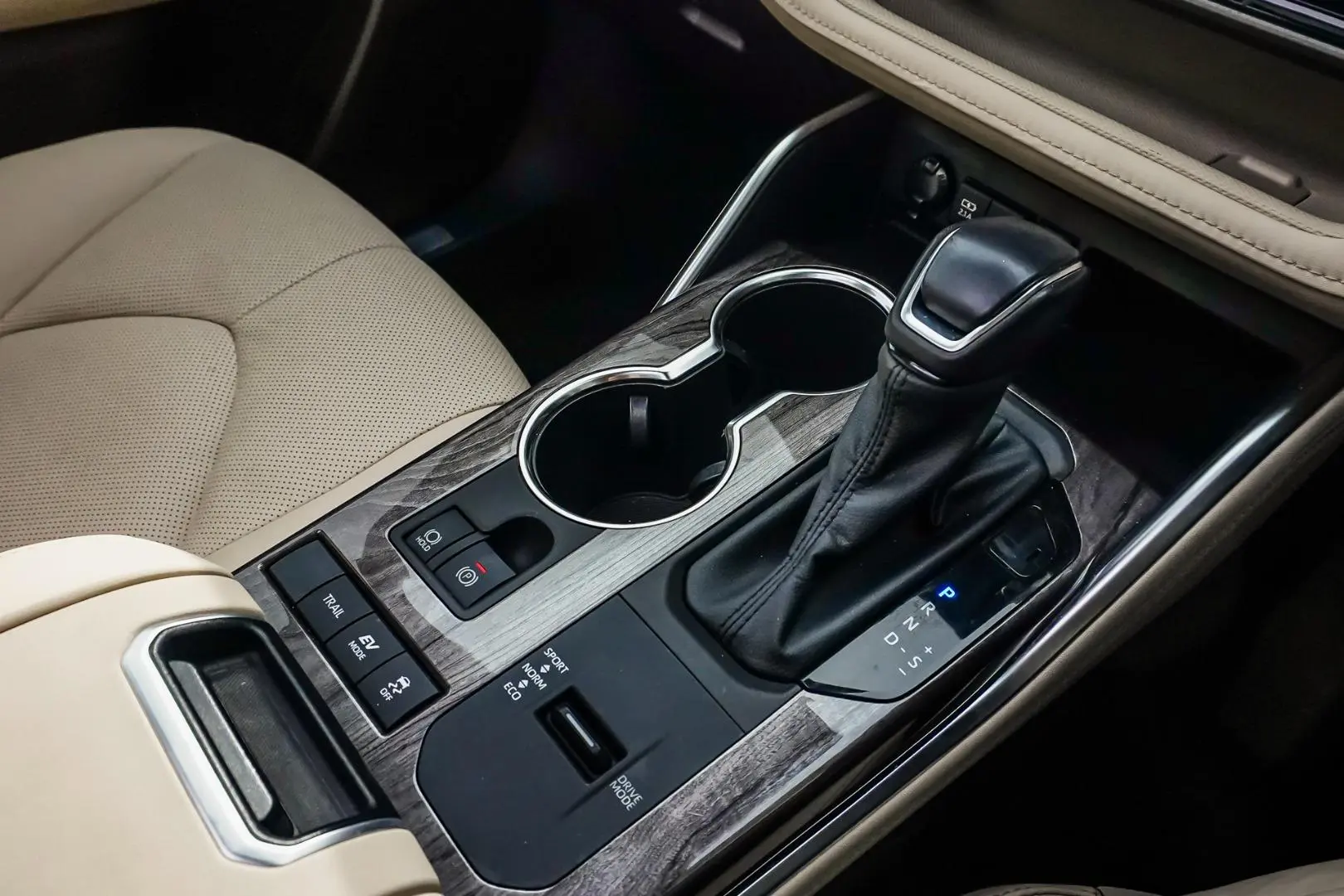 2021 Toyota Kluger Gallery Image 21