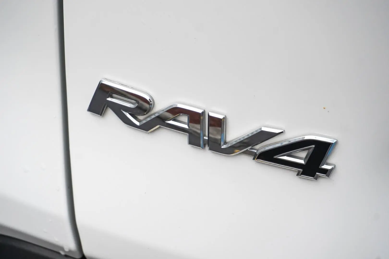2024 Toyota RAV4 Gallery Image 15