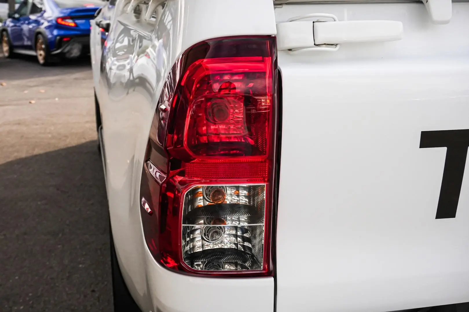 2021 Toyota Hilux Gallery Image 13