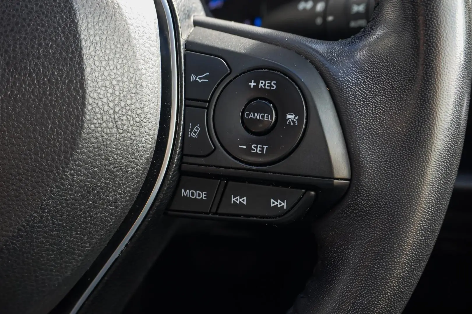 2021 Toyota RAV4 Gallery Image 20