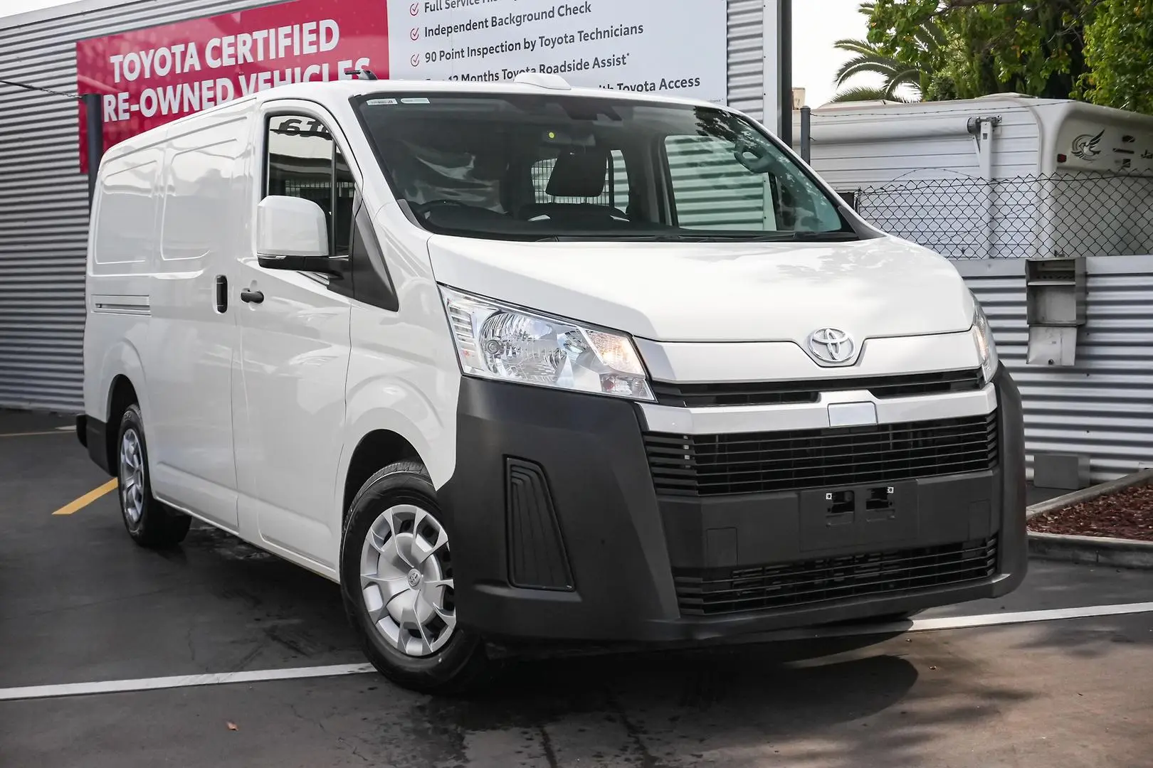2021 Toyota Hiace Gallery Image 2