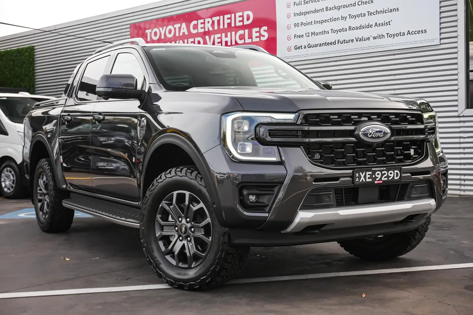 2024 Ford Ranger Gallery Image 2
