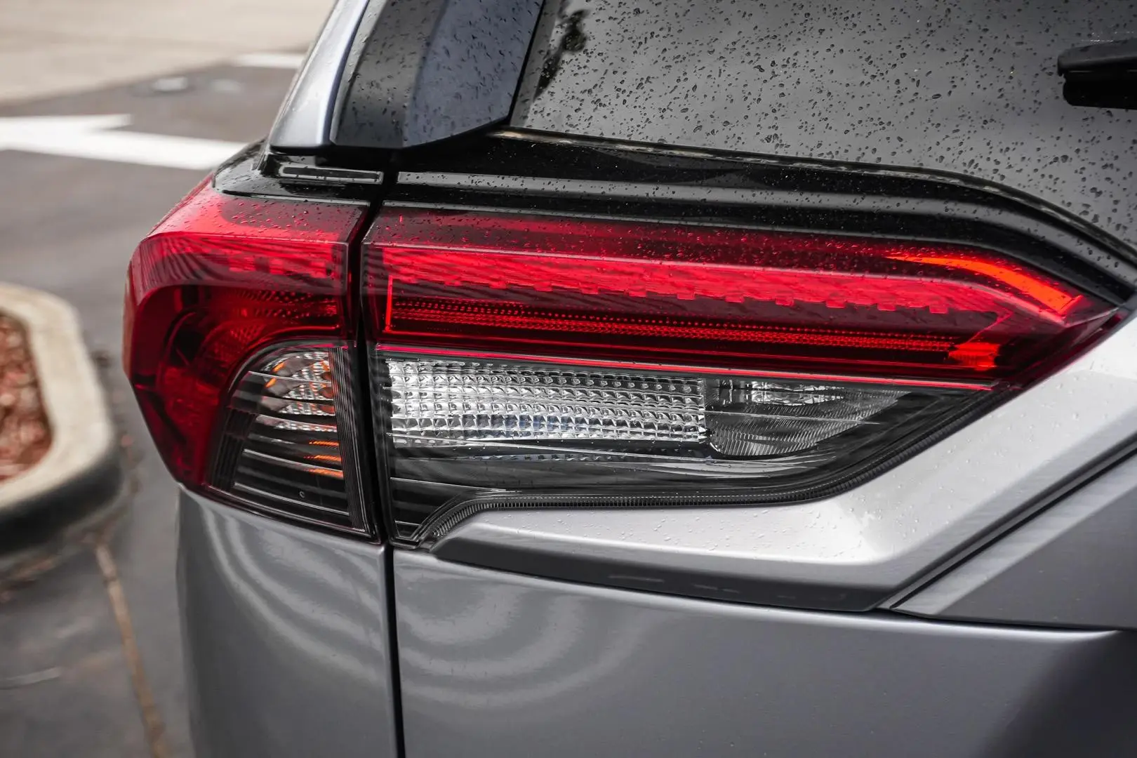 2024 Toyota RAV4 Gallery Image 14