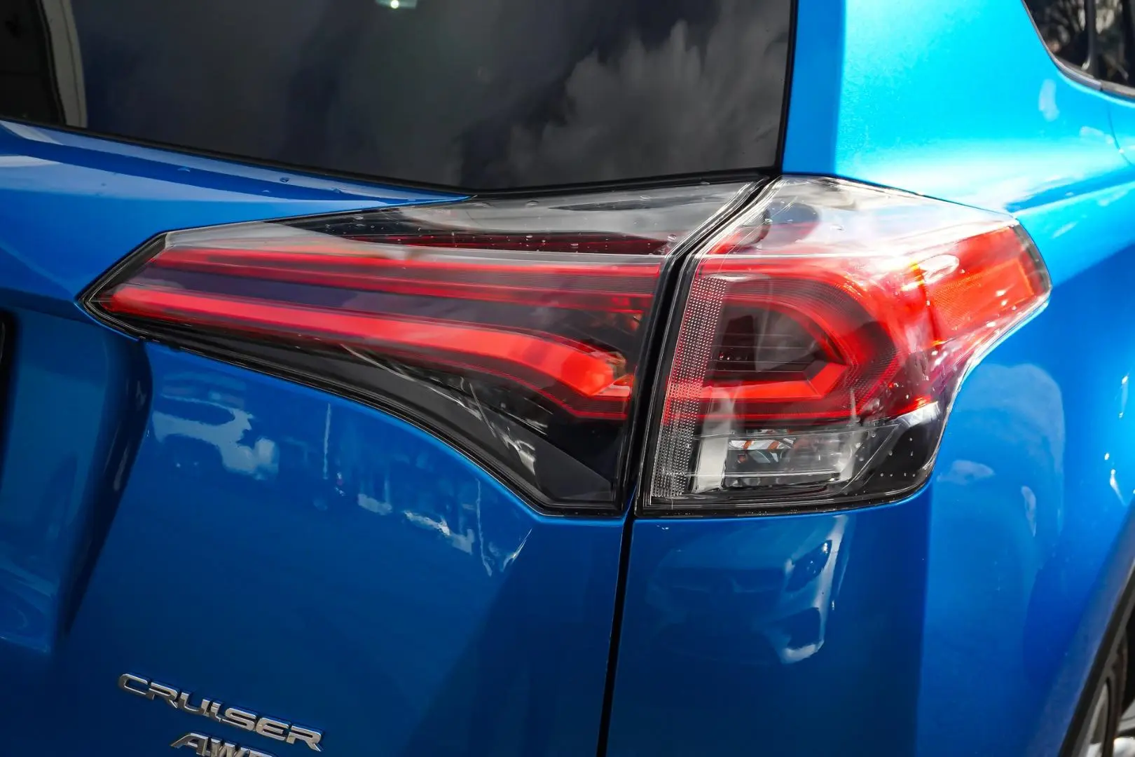 2016 Toyota RAV4 Gallery Image 14