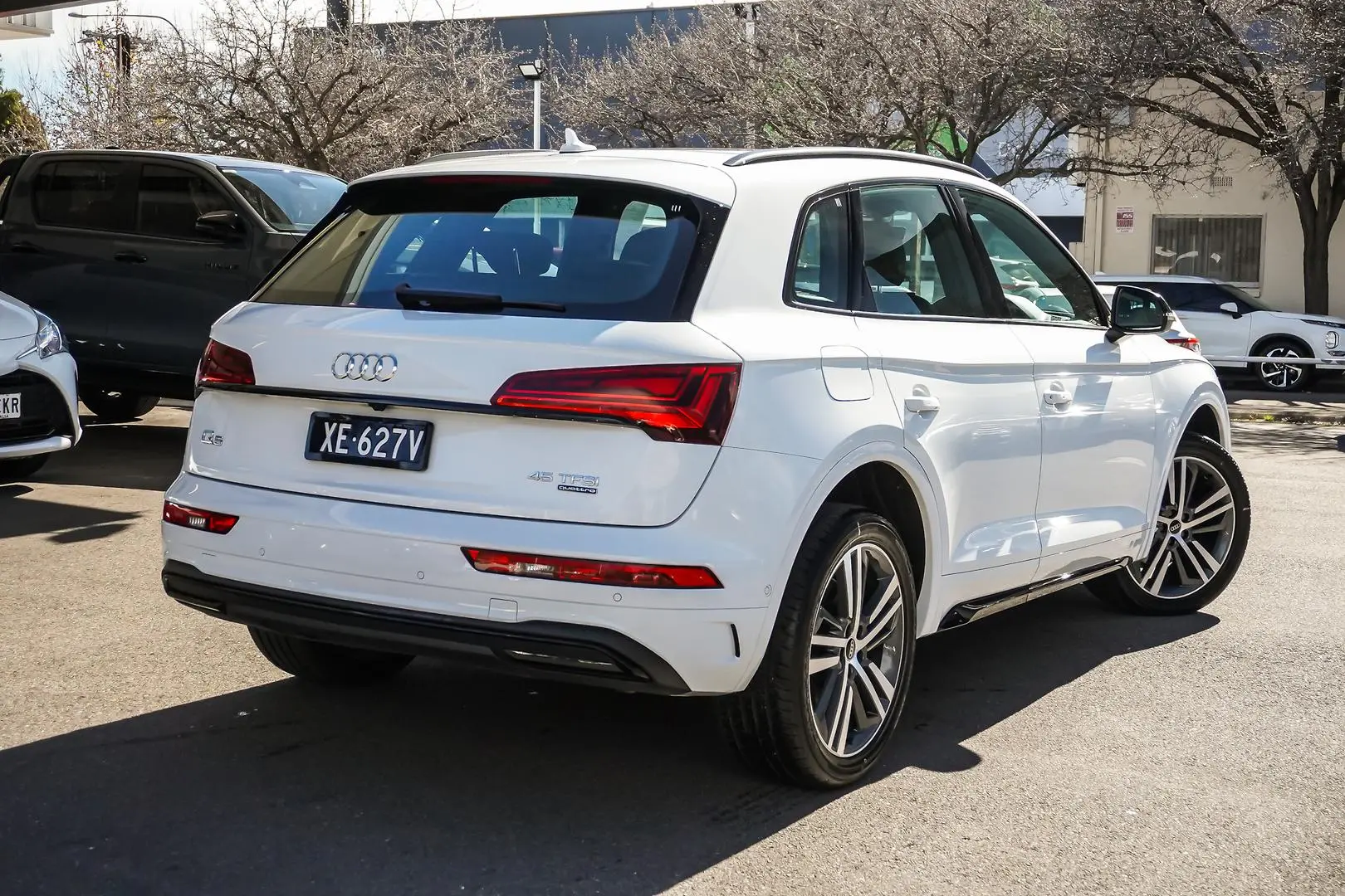 2022 Audi Q5 Gallery Image 3