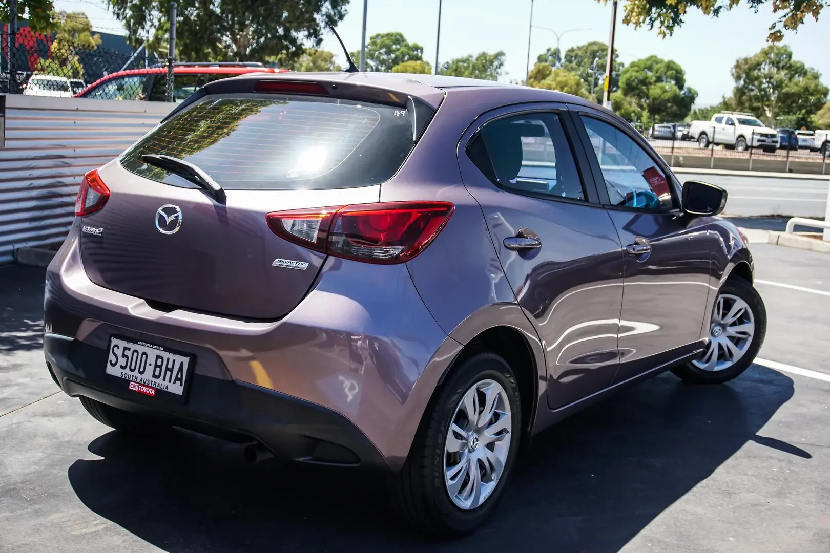 2015 Mazda 2 Gallery Image 2