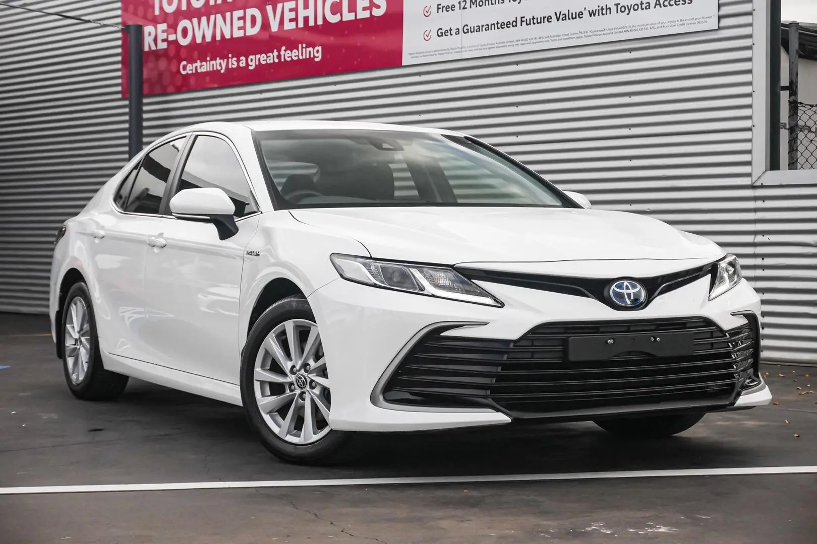2021 Toyota Camry Gallery Image 1