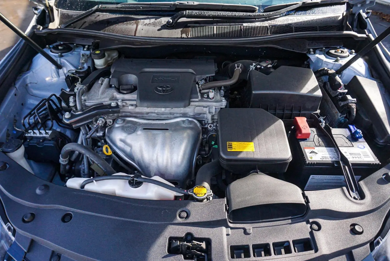 2015 Toyota Camry Gallery Image 24