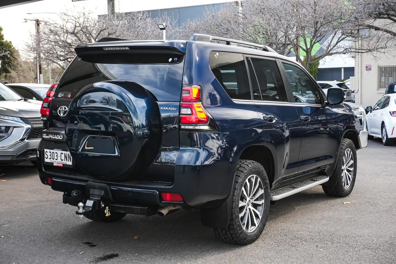 2021 Toyota Landcruiser Prado Gallery Image 3