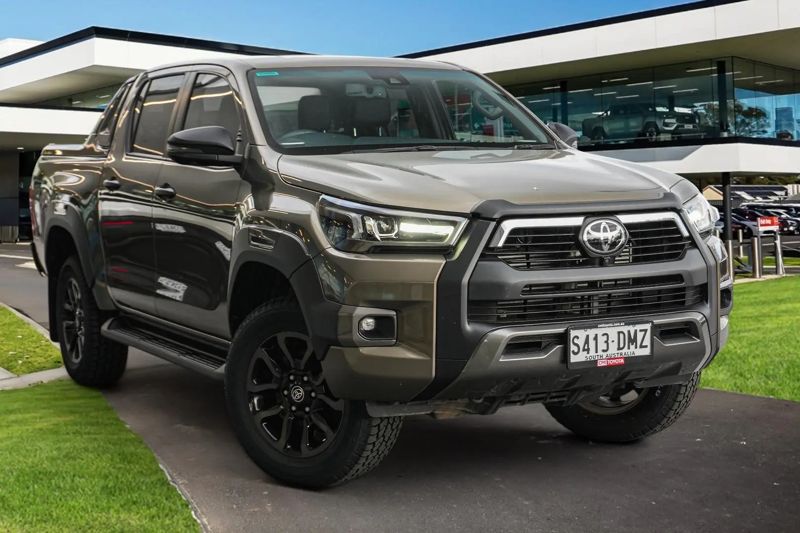 2021 Toyota Hilux Image