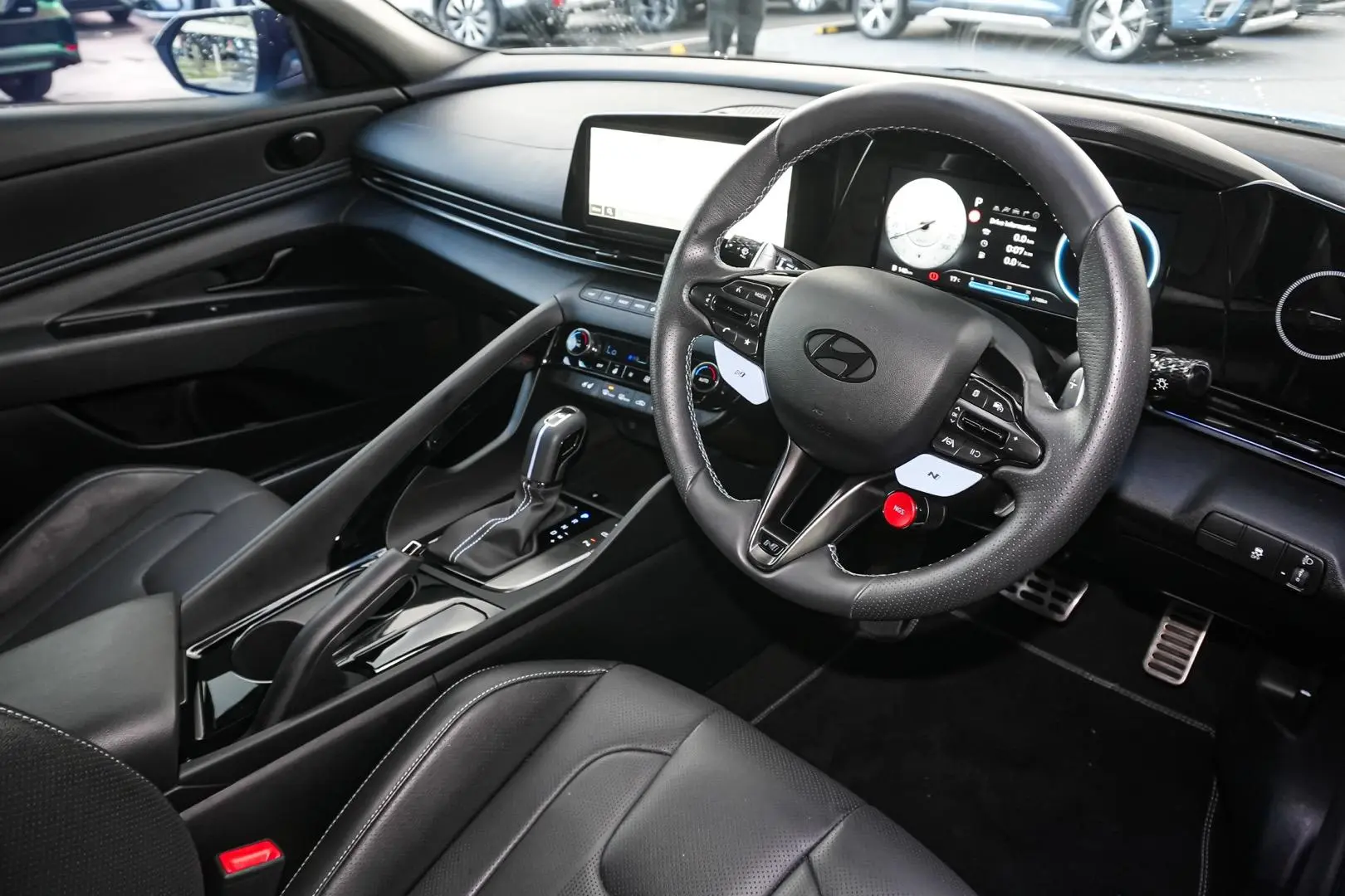 2025 Hyundai i30 Gallery Image 7