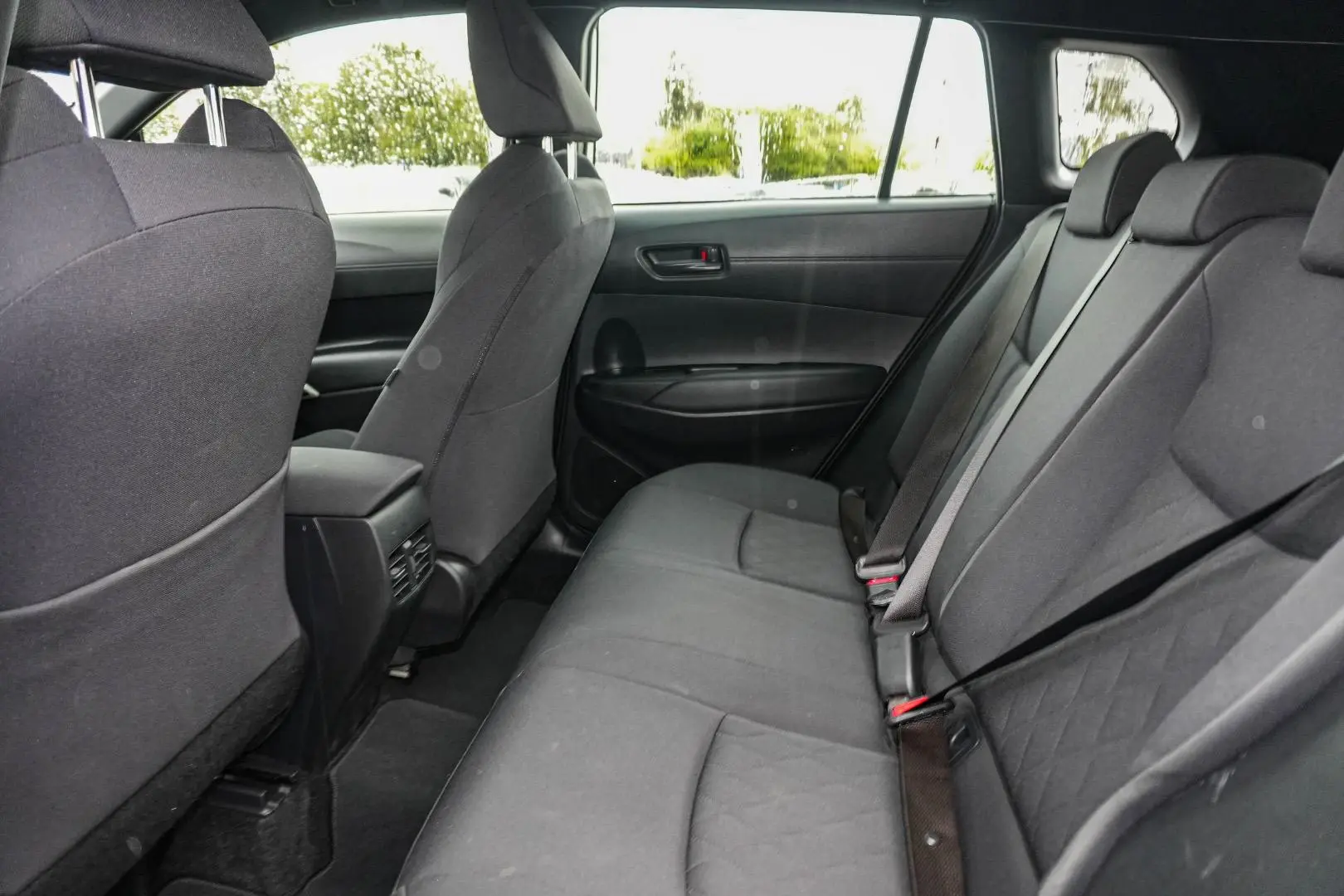 2024 Toyota Corolla Cross Gallery Image 13